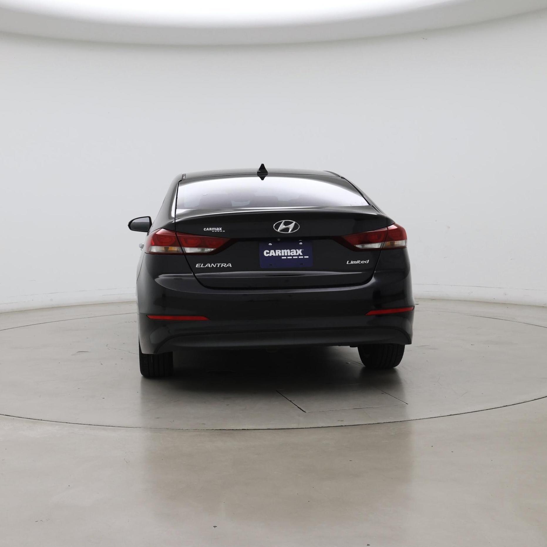 Thumbnail: 2017 Hyundai Elantra - 6