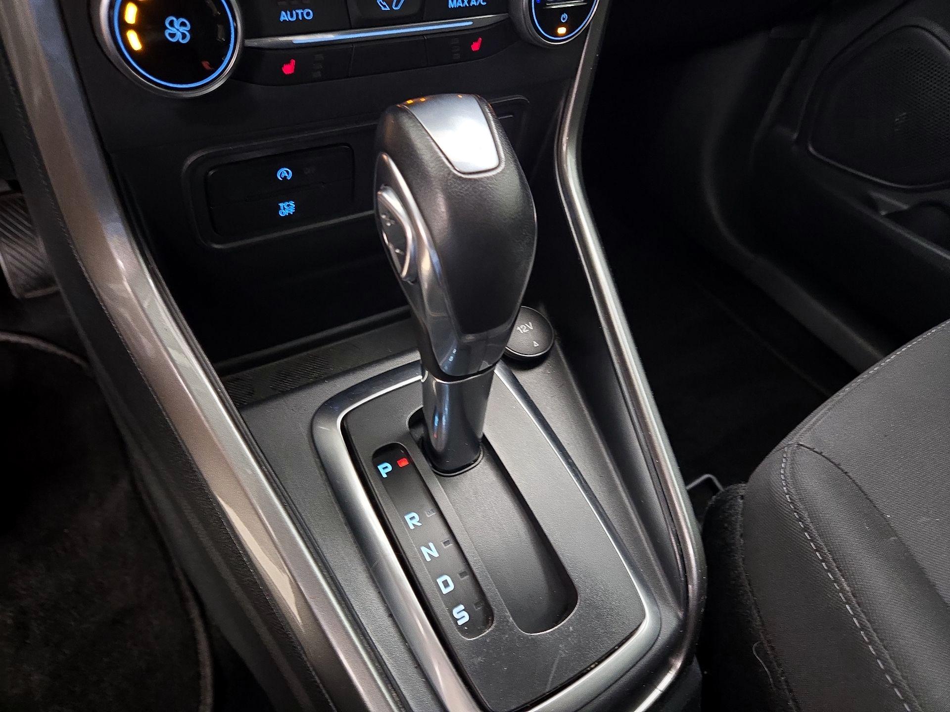 Thumbnail: 2018 Ford EcoSport - 17