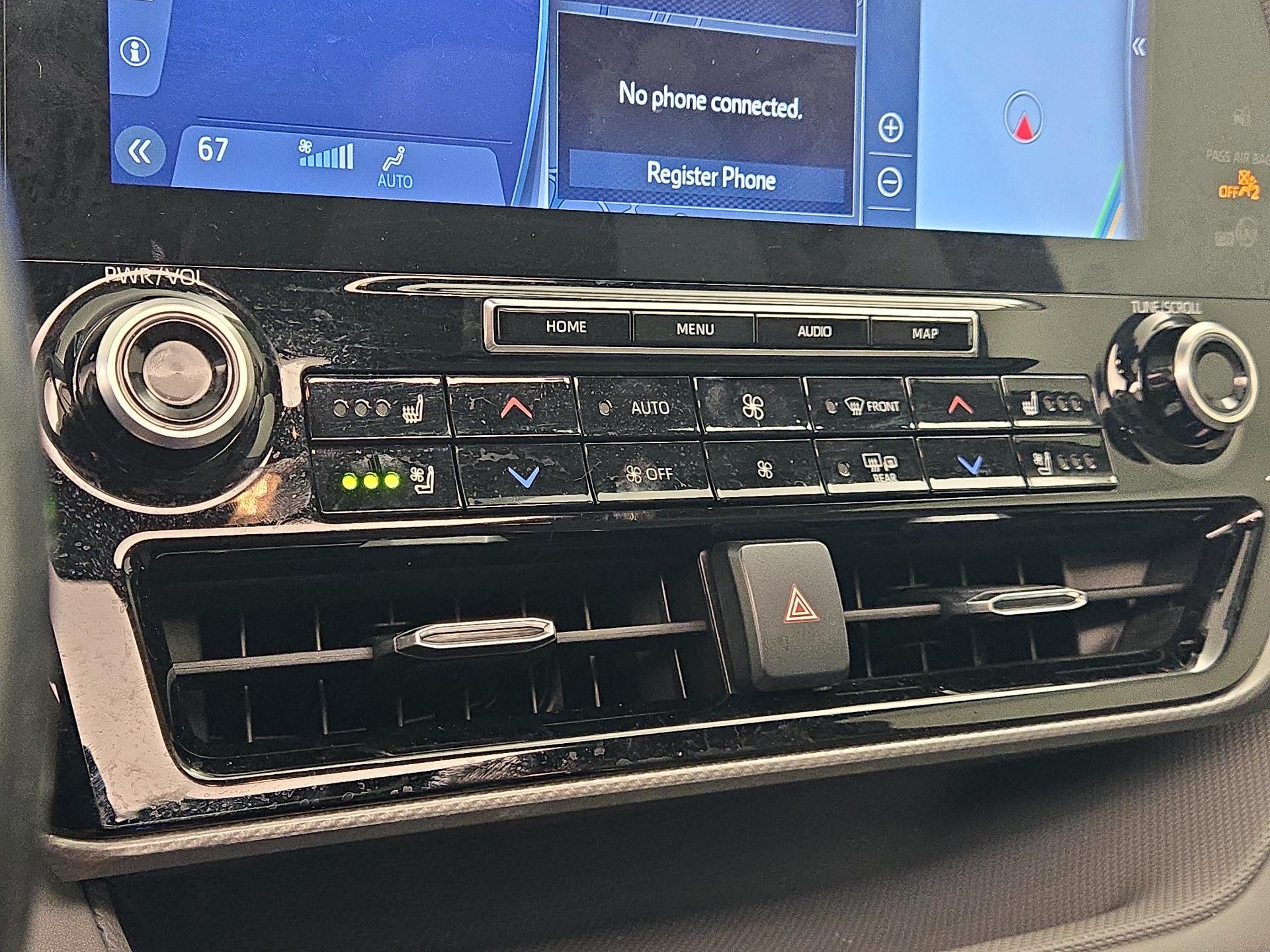 Thumbnail: 2021 Toyota Highlander - 16