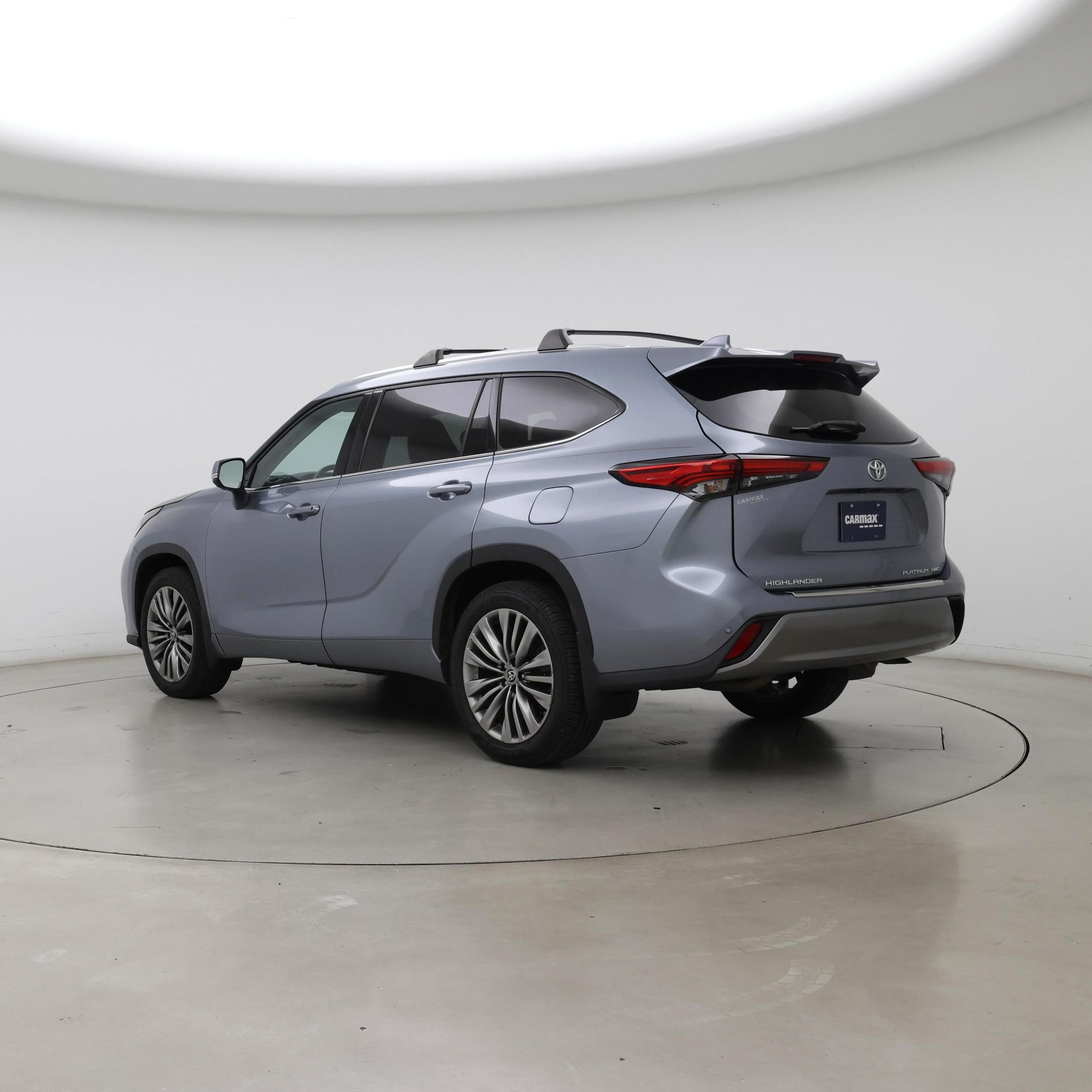 Thumbnail: 2021 Toyota Highlander - 2