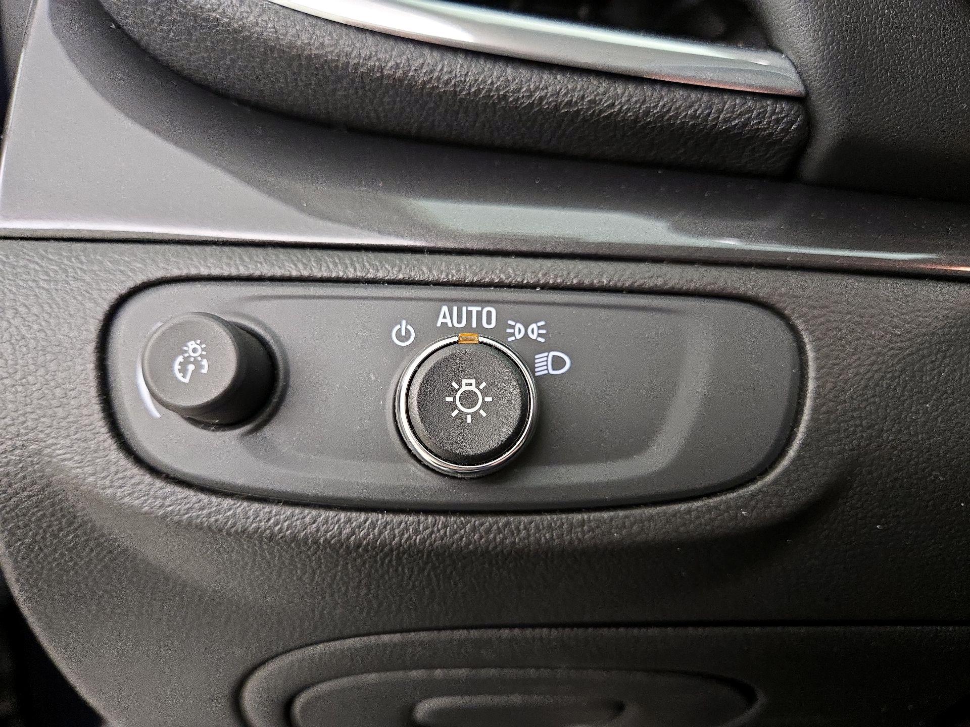 Thumbnail: 2022 Buick Encore - 13