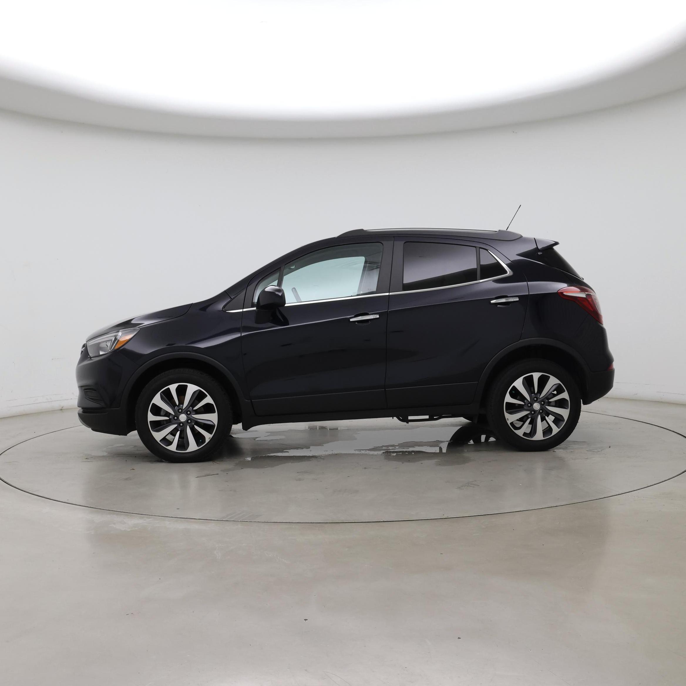 Thumbnail: 2022 Buick Encore - 3
