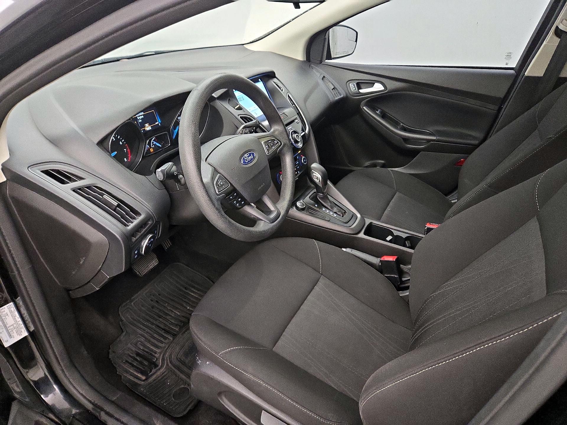 Thumbnail: 2017 Ford Focus - 11