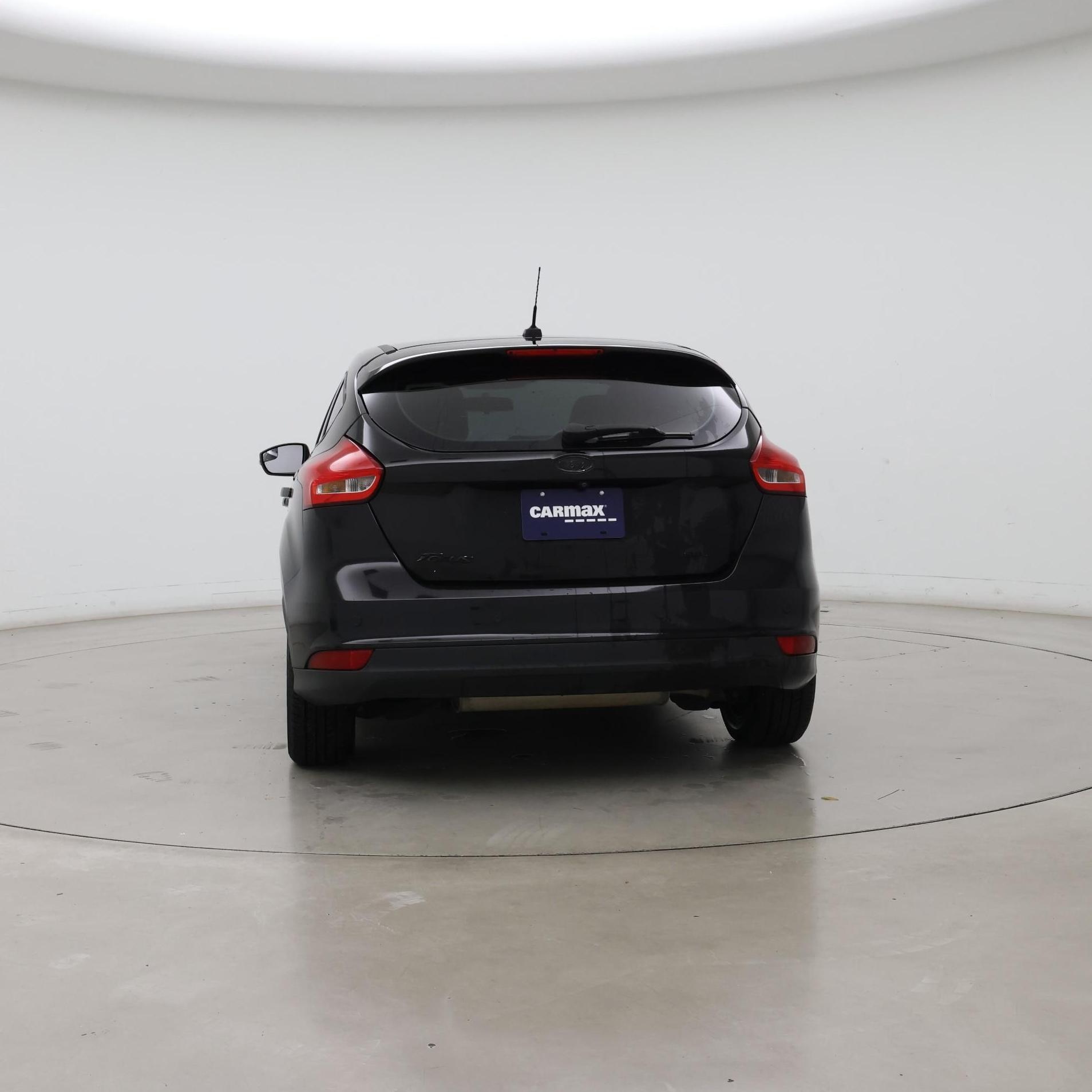 Thumbnail: 2017 Ford Focus - 6