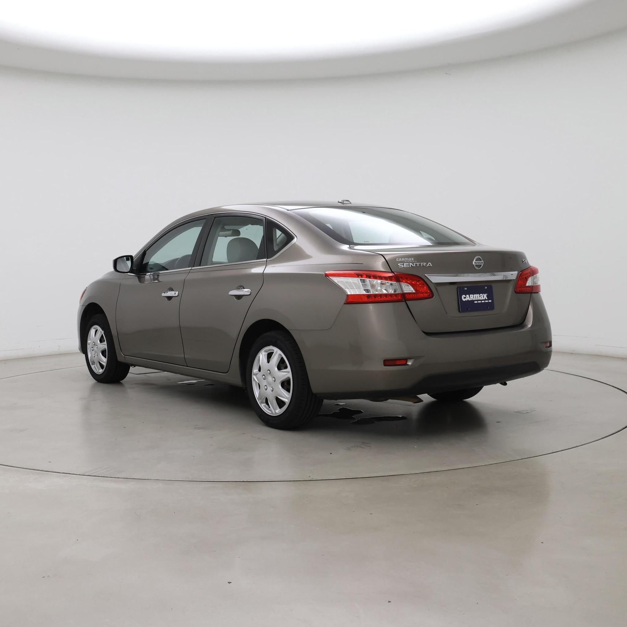 Thumbnail: 2015 Nissan Sentra - 2
