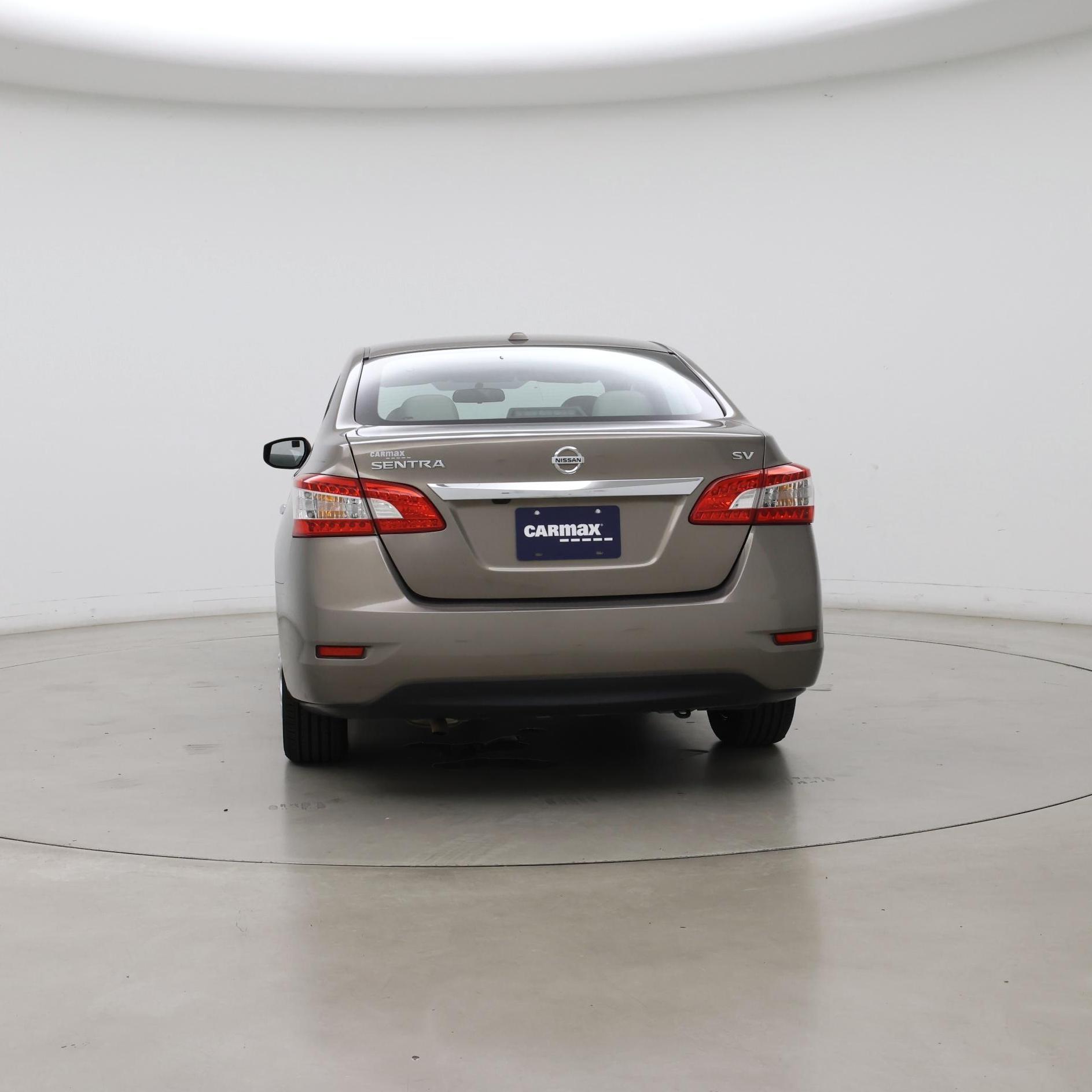 Thumbnail: 2015 Nissan Sentra - 6