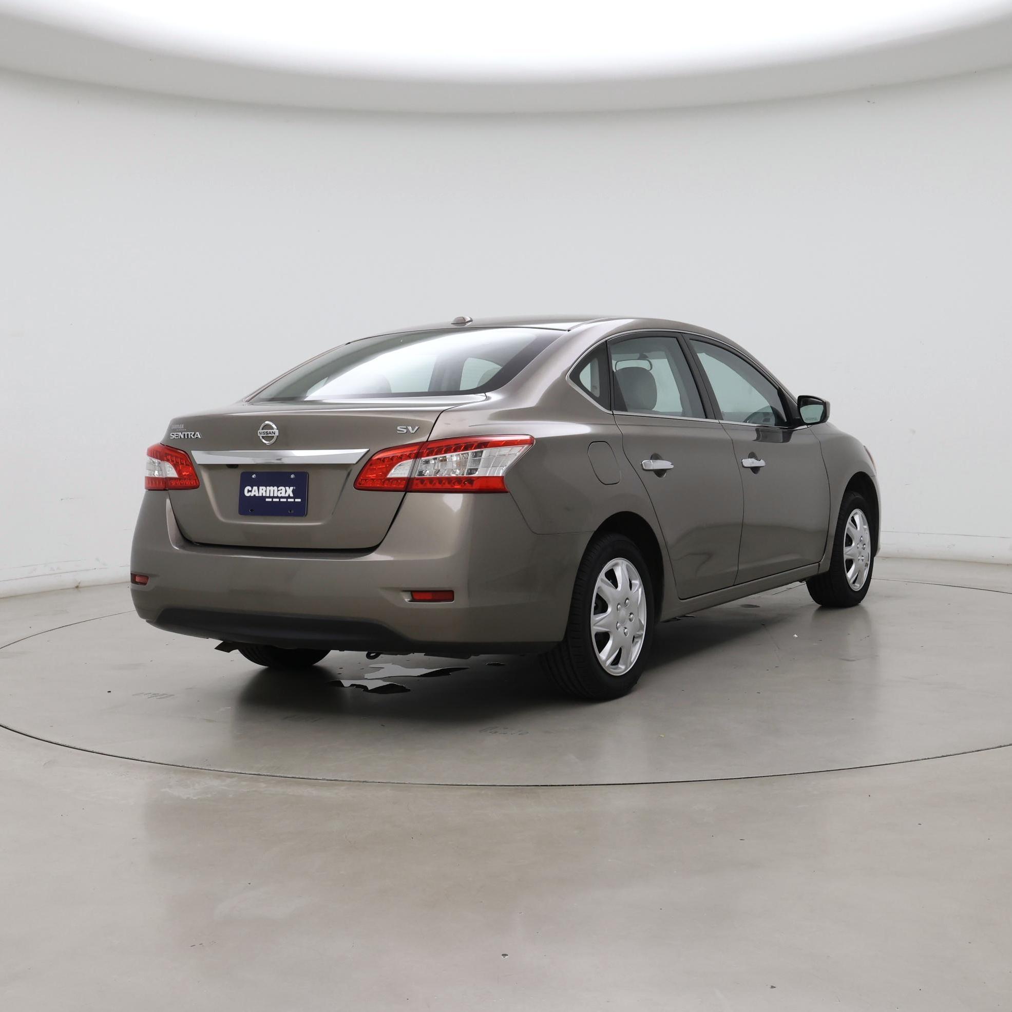 Thumbnail: 2015 Nissan Sentra - 8