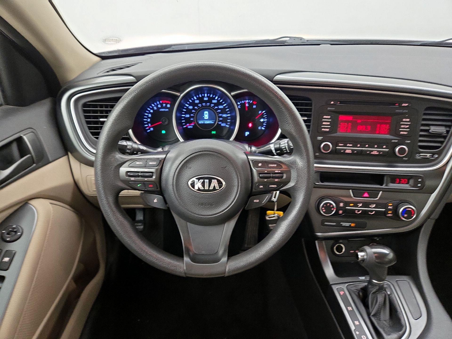 Thumbnail: 2015 Kia Optima - 10