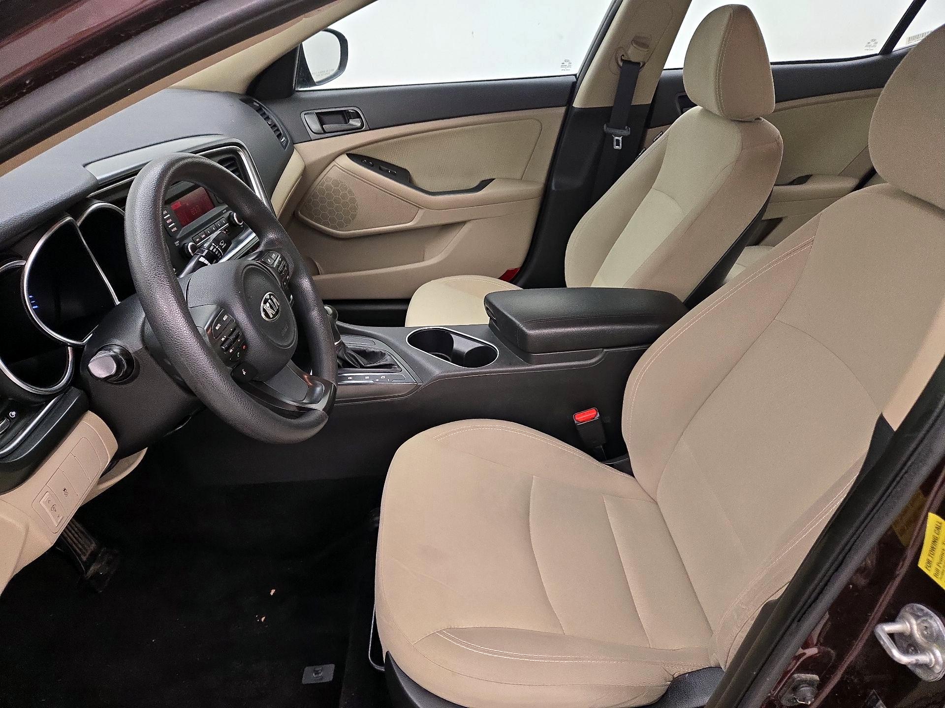 Thumbnail: 2015 Kia Optima - 11