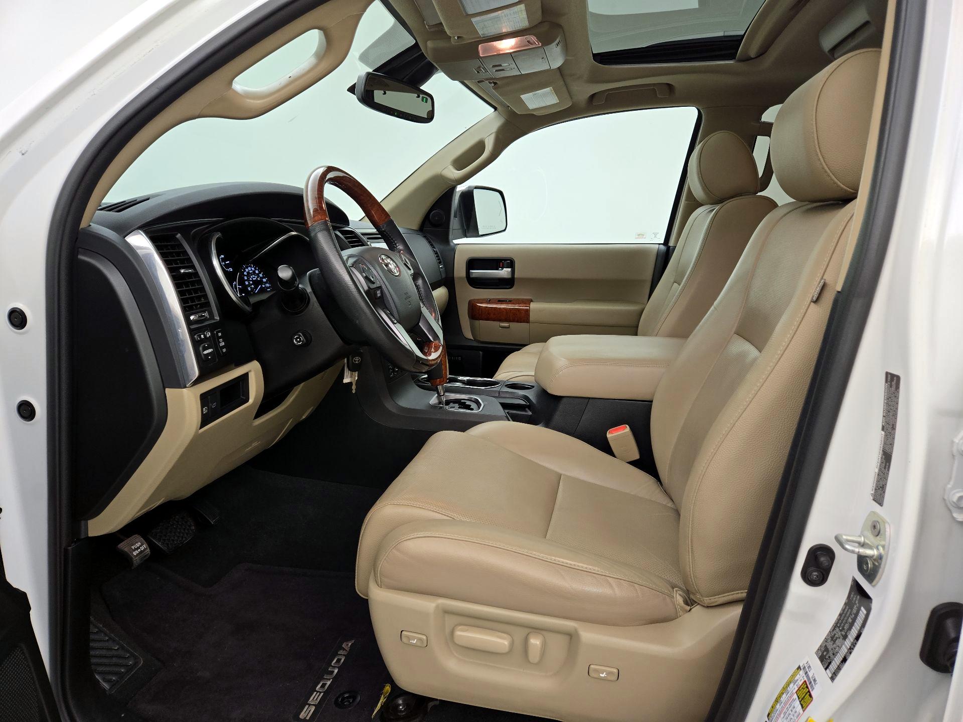 Thumbnail: 2019 Toyota Sequoia - 11