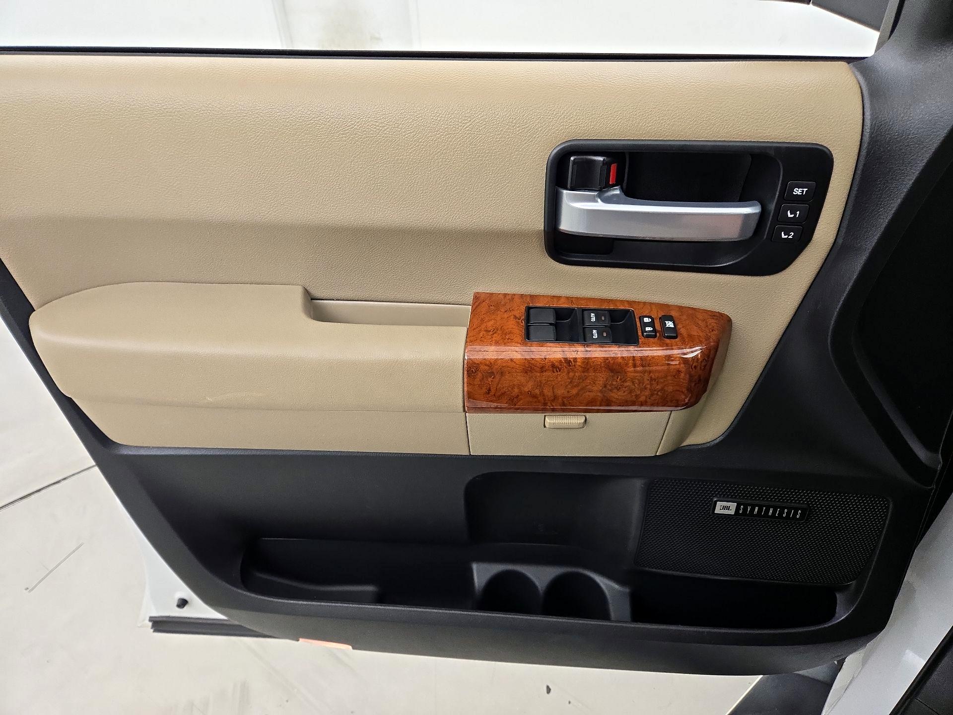 Thumbnail: 2019 Toyota Sequoia - 12