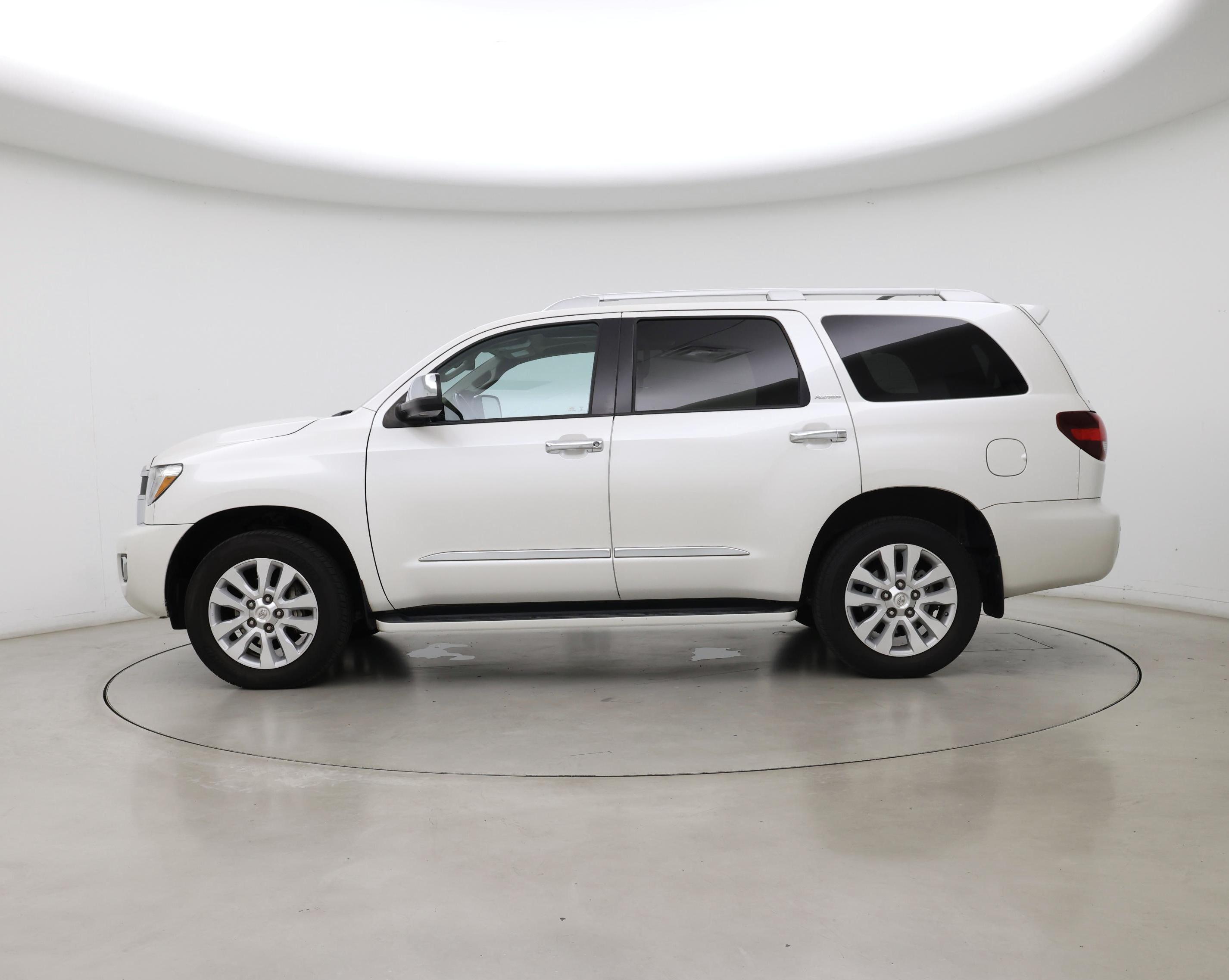 Thumbnail: 2019 Toyota Sequoia - 3