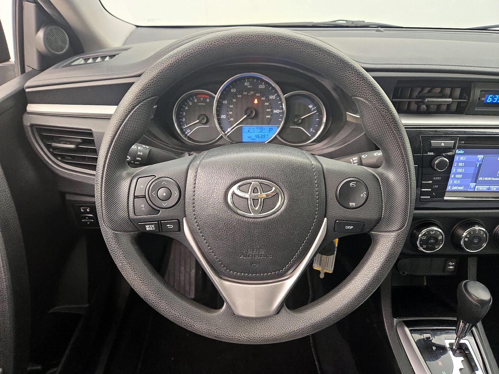 Thumbnail: 2016 Toyota Corolla - 10