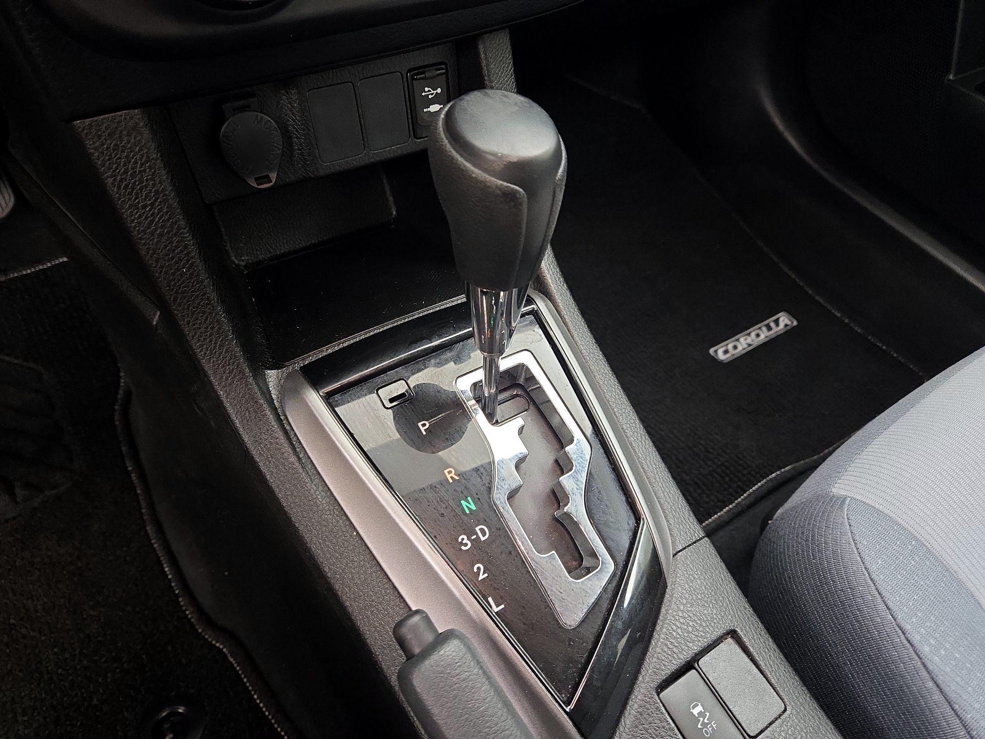 Thumbnail: 2016 Toyota Corolla - 16