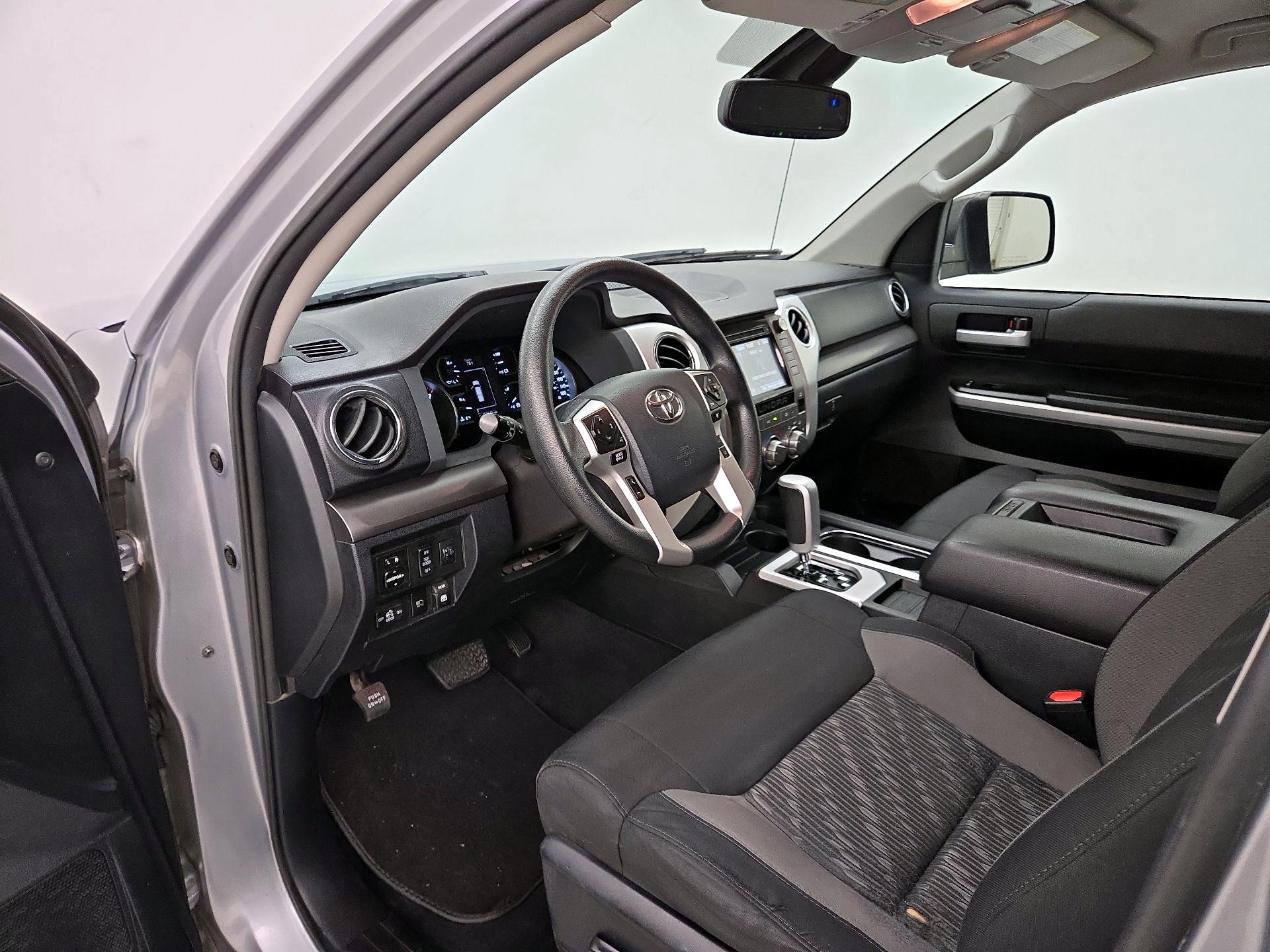Thumbnail: 2018 Toyota Tundra - 11