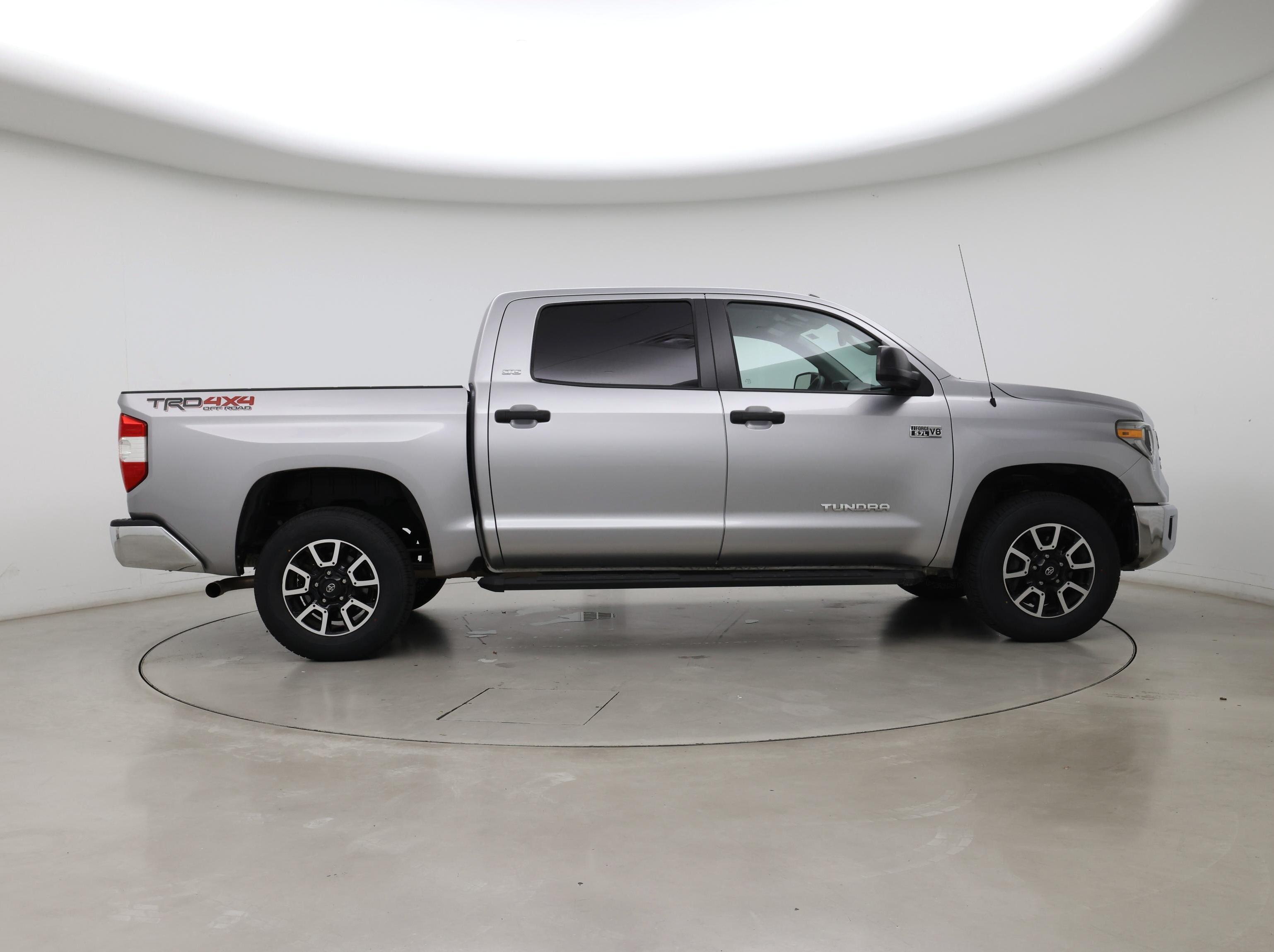 Thumbnail: 2018 Toyota Tundra - 7
