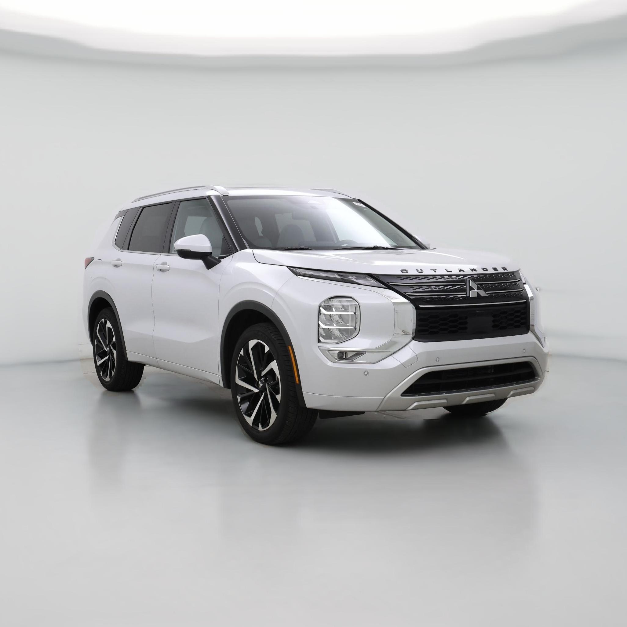 Thumbnail: 2024 Mitsubishi Outlander - 1