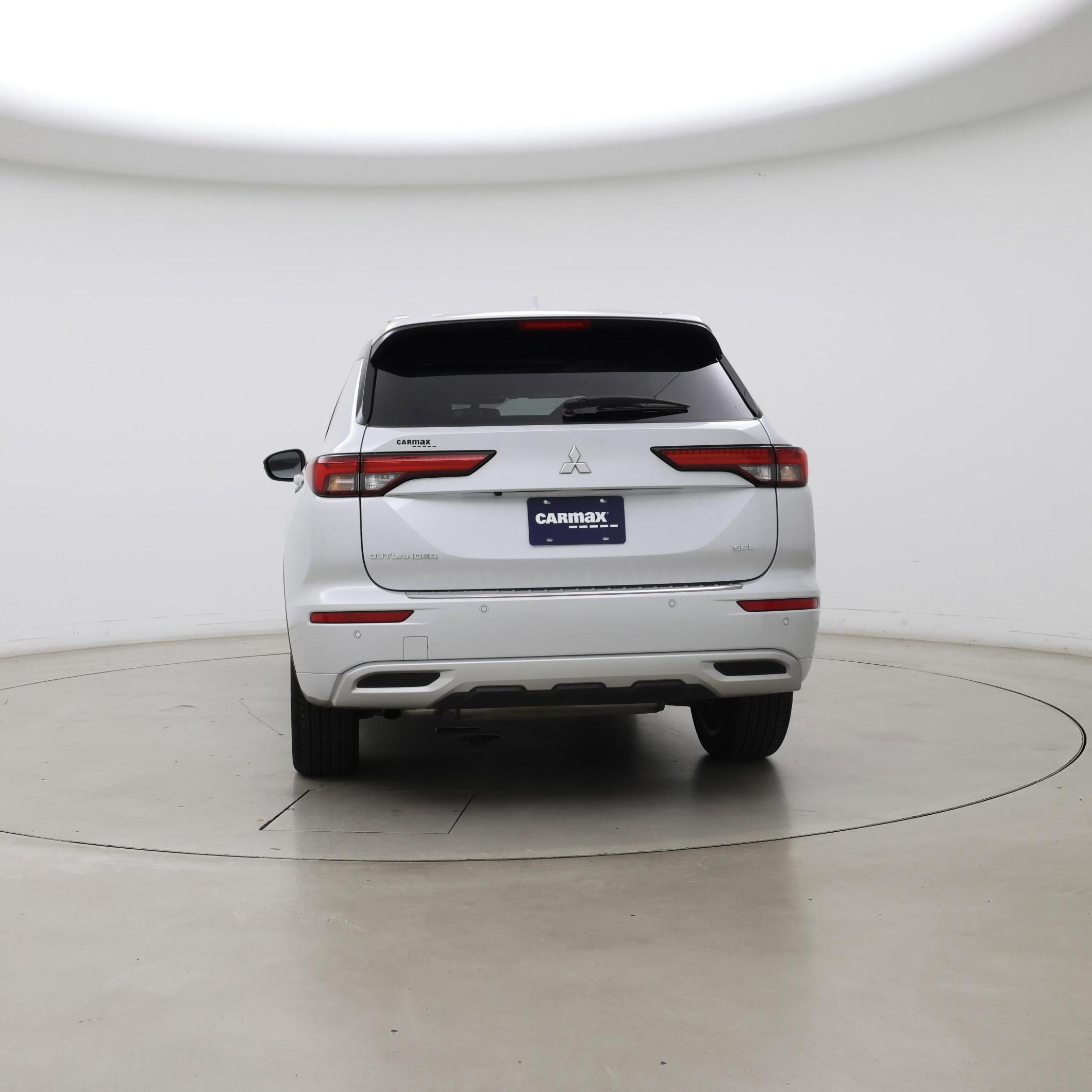 Thumbnail: 2024 Mitsubishi Outlander - 6