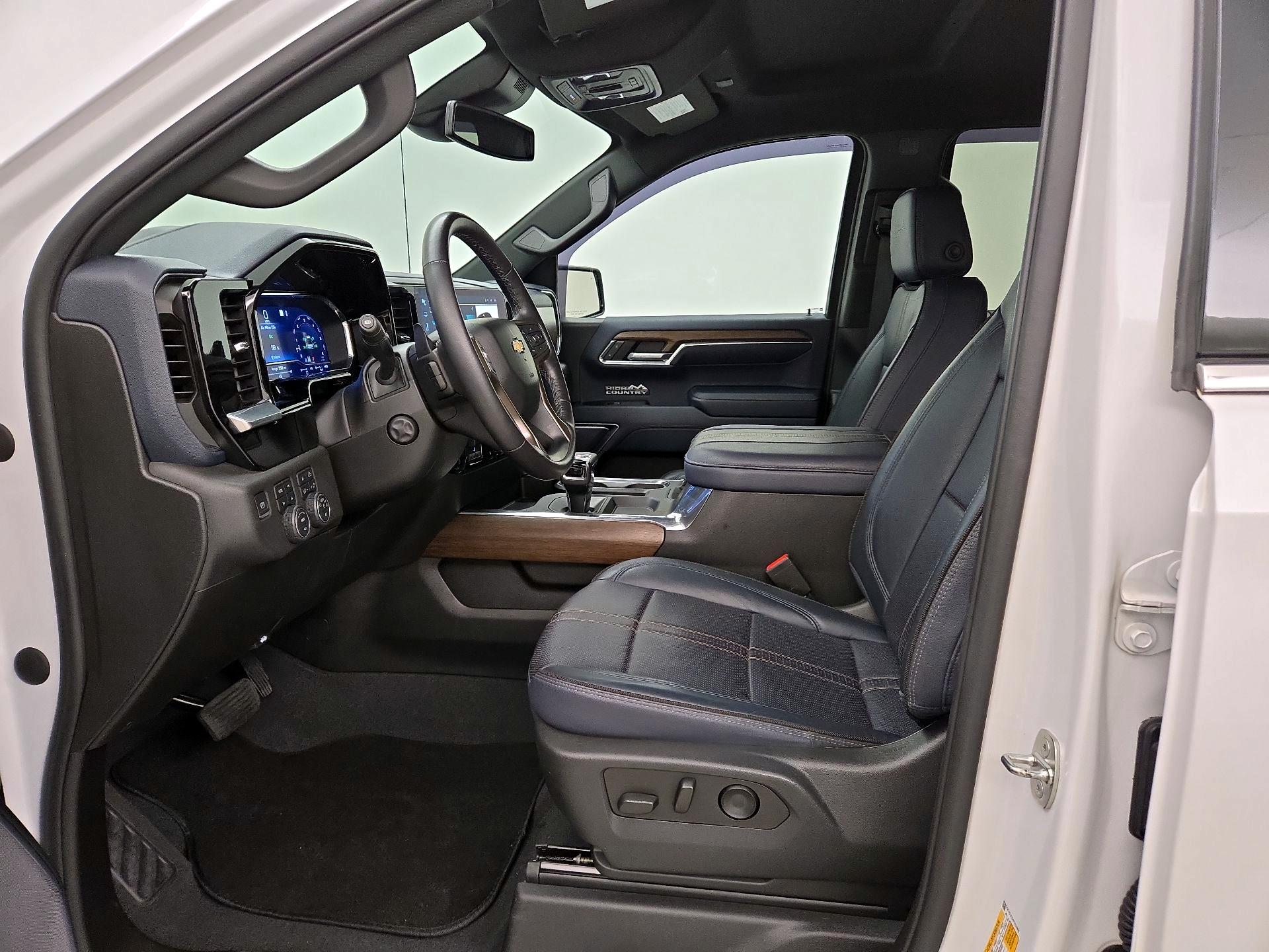 Thumbnail: 2023 Chevrolet Silverado 1500 - 11