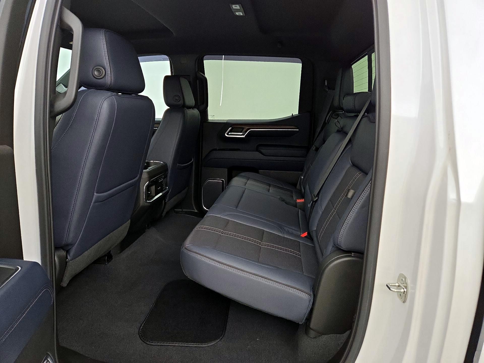 Thumbnail: 2023 Chevrolet Silverado 1500 - 19