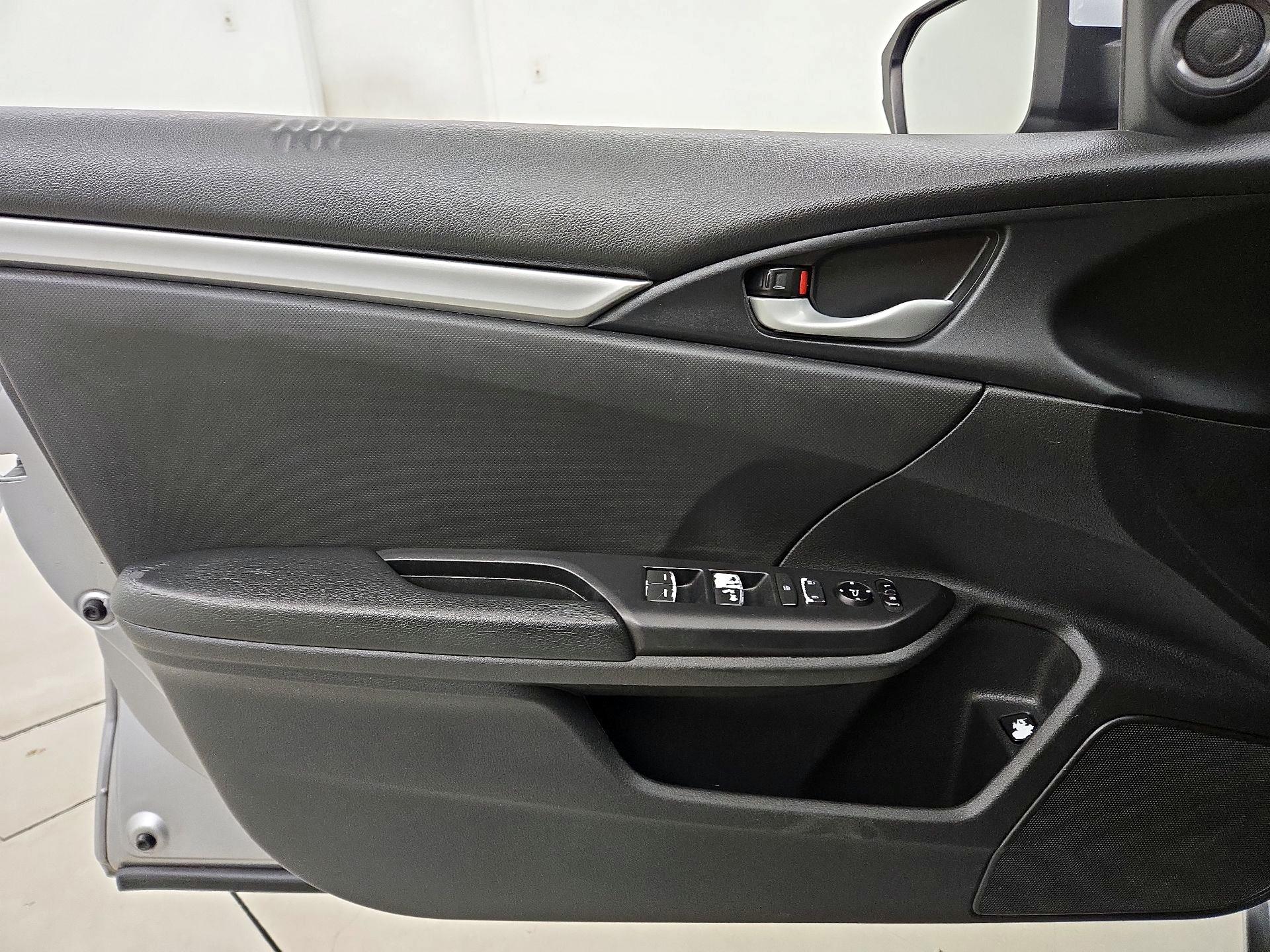 Thumbnail: 2019 Honda Civic - 12