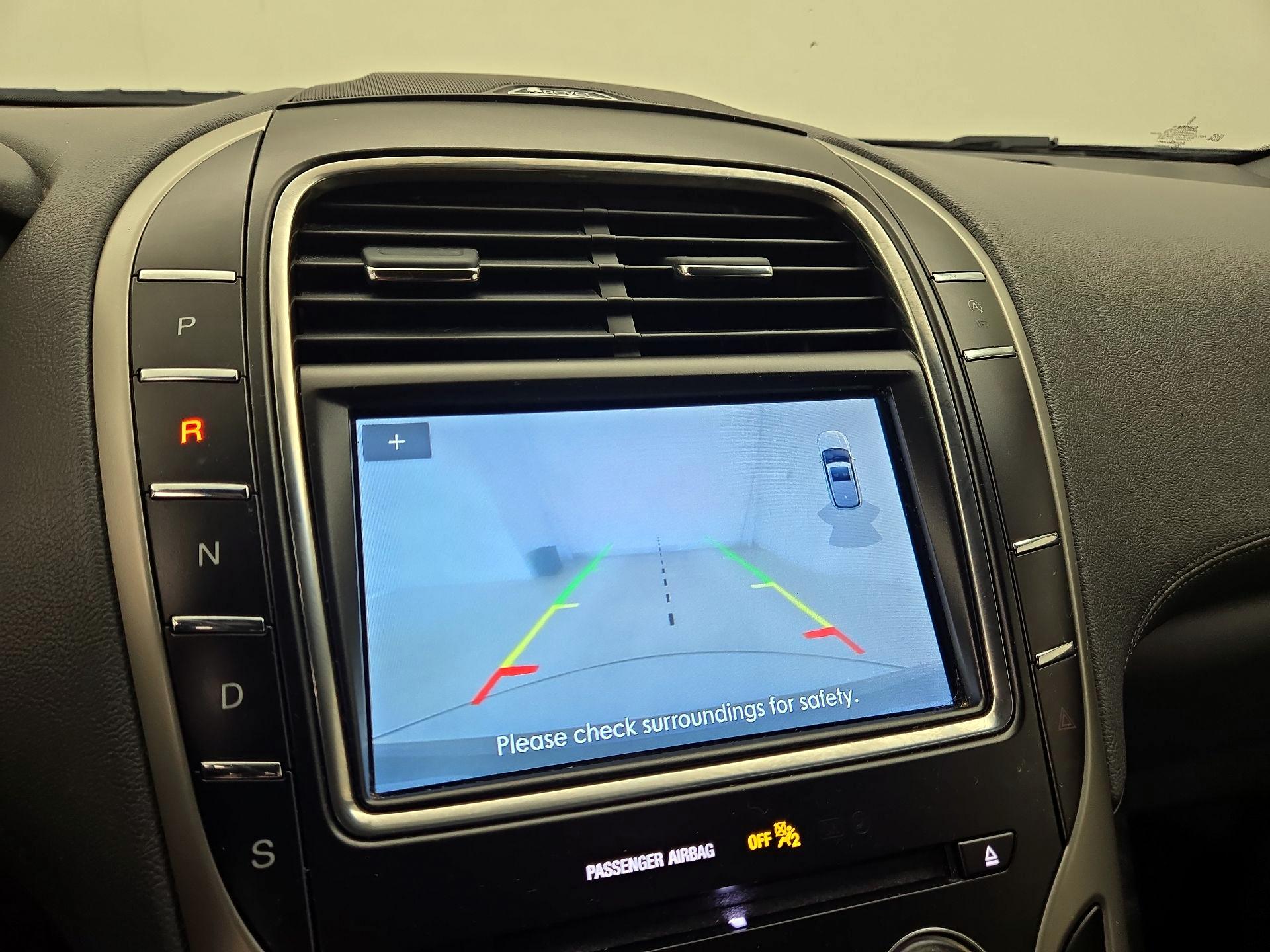 Thumbnail: 2019 Lincoln Nautilus - 15