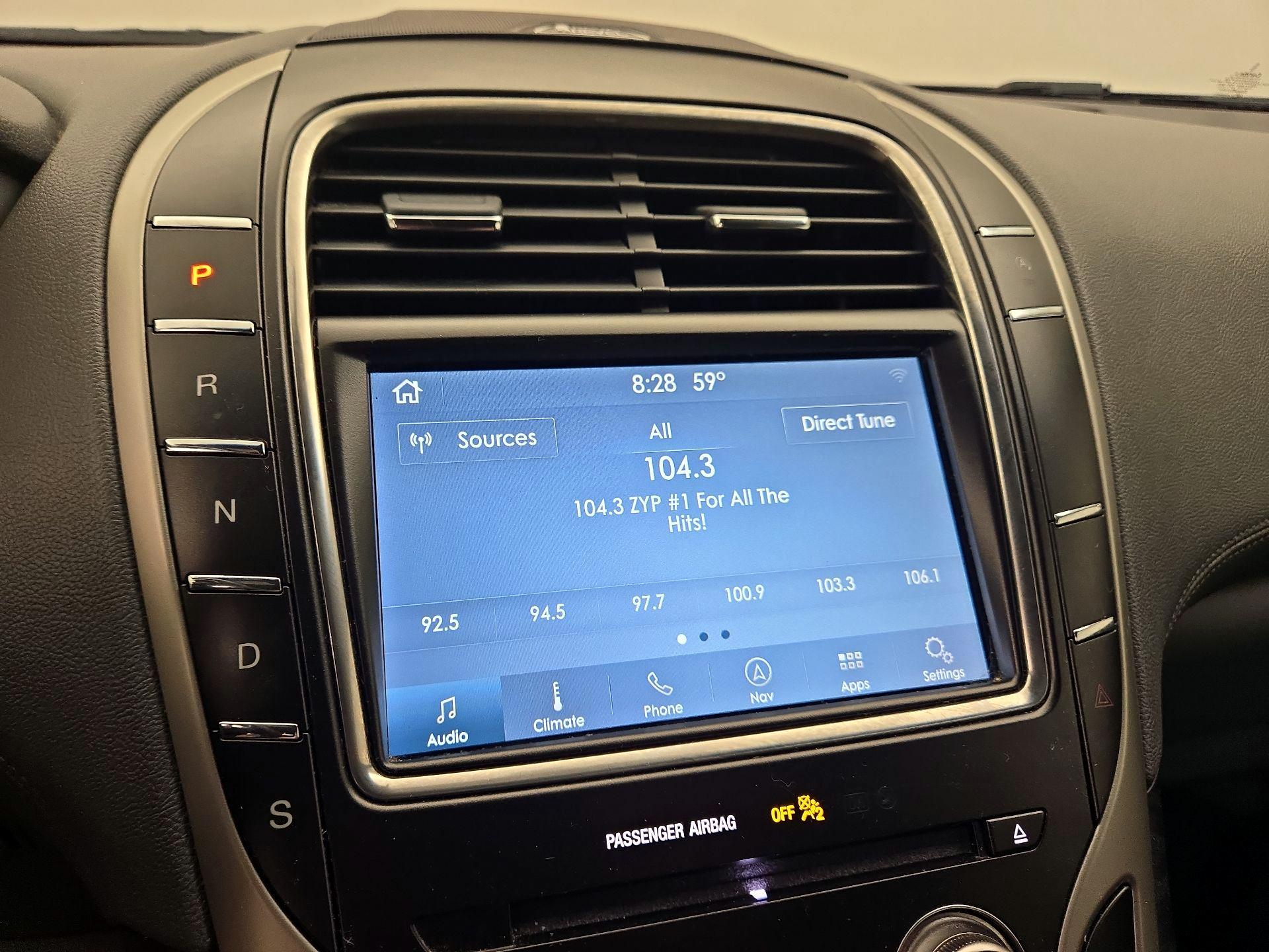 Thumbnail: 2019 Lincoln Nautilus - 16