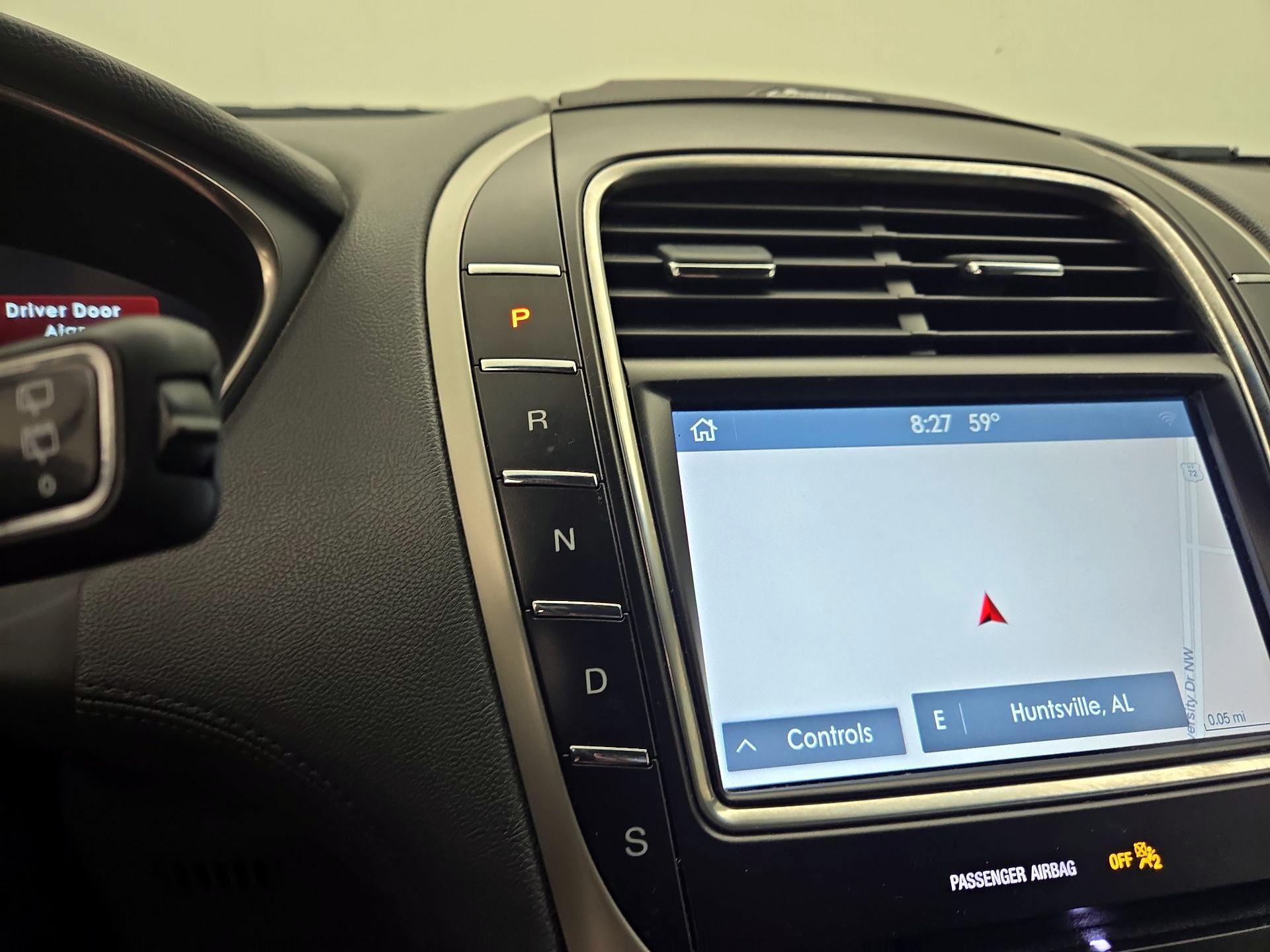 Thumbnail: 2019 Lincoln Nautilus - 18