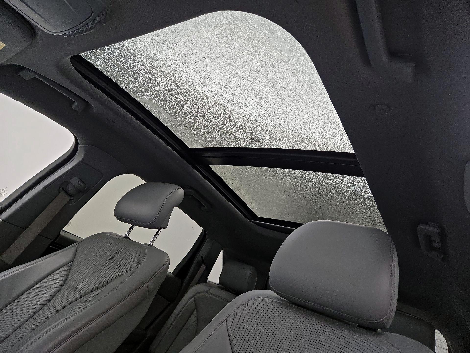 Thumbnail: 2019 Lincoln Nautilus - 20