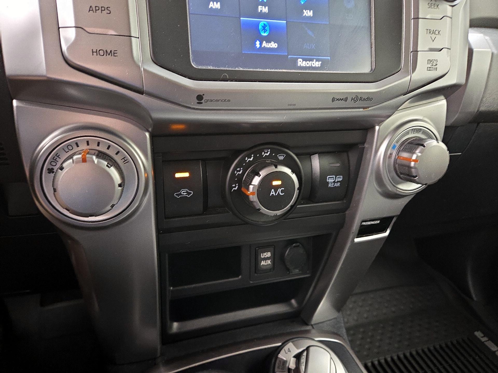 Thumbnail: 2018 Toyota 4Runner - 16