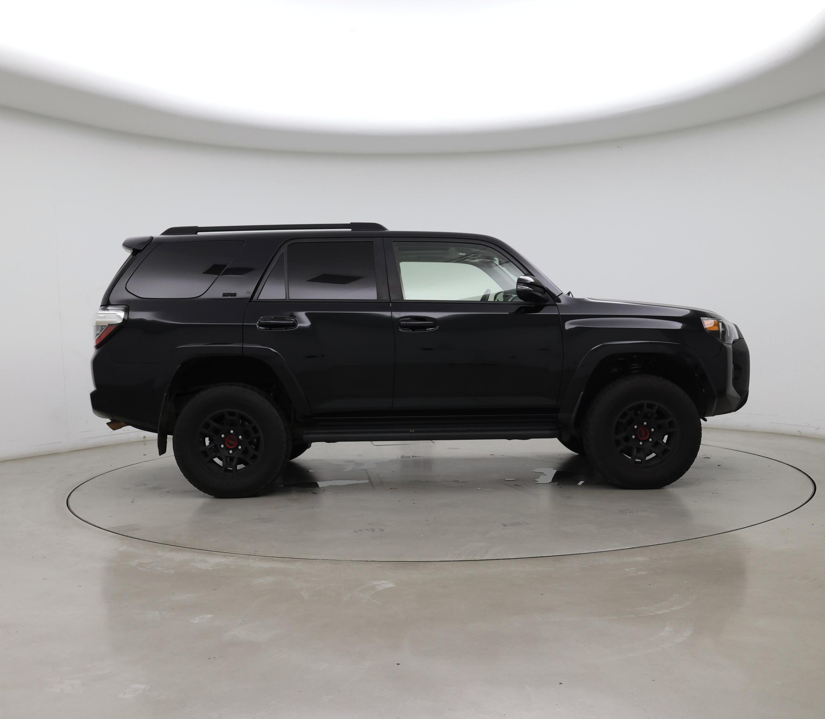 Thumbnail: 2018 Toyota 4Runner - 7
