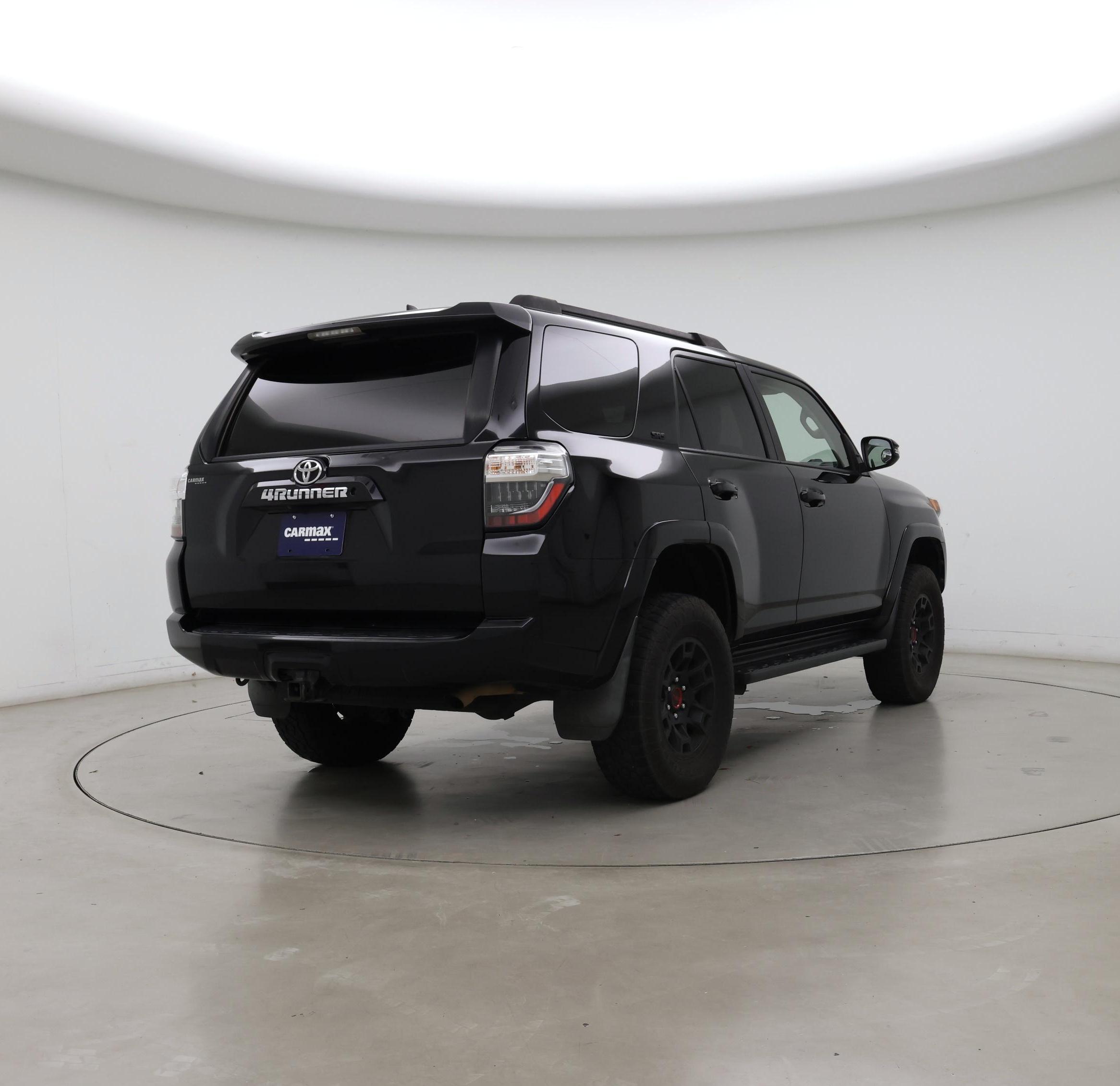 Thumbnail: 2018 Toyota 4Runner - 8