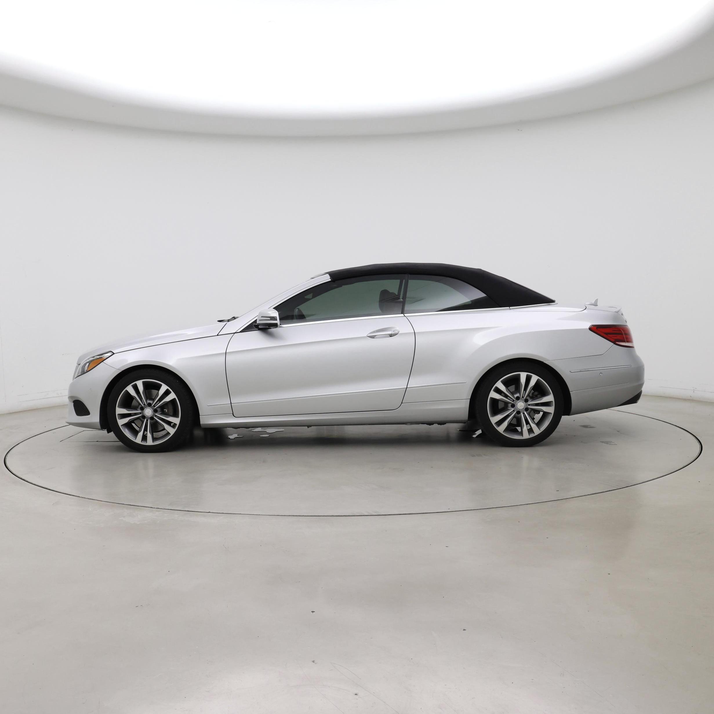 Thumbnail: 2017 Mercedes-Benz E-Class - 3