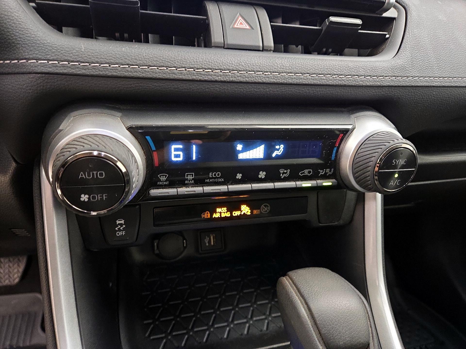 Thumbnail: 2024 Toyota RAV4 - 16