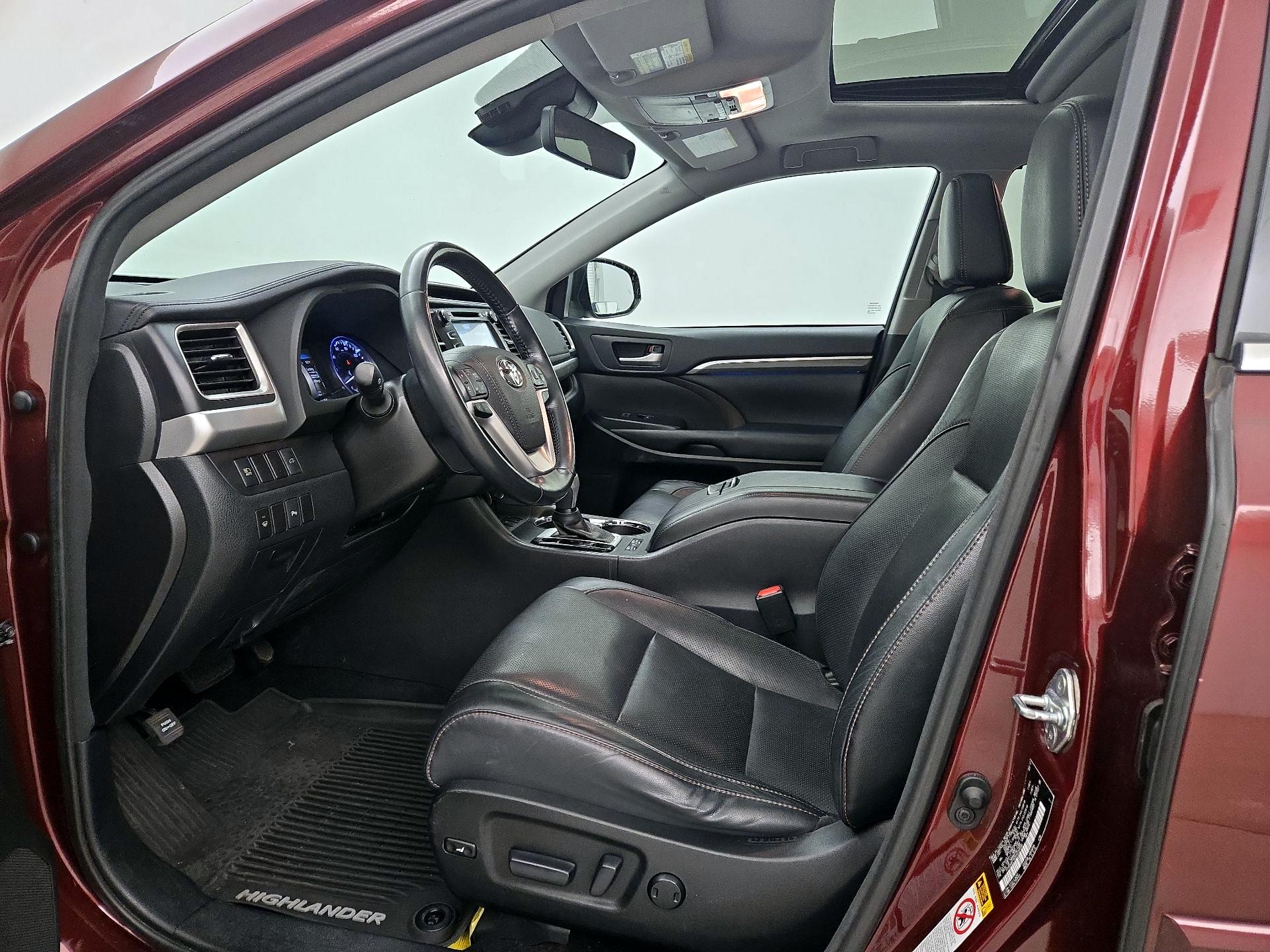 Thumbnail: 2017 Toyota Highlander - 11