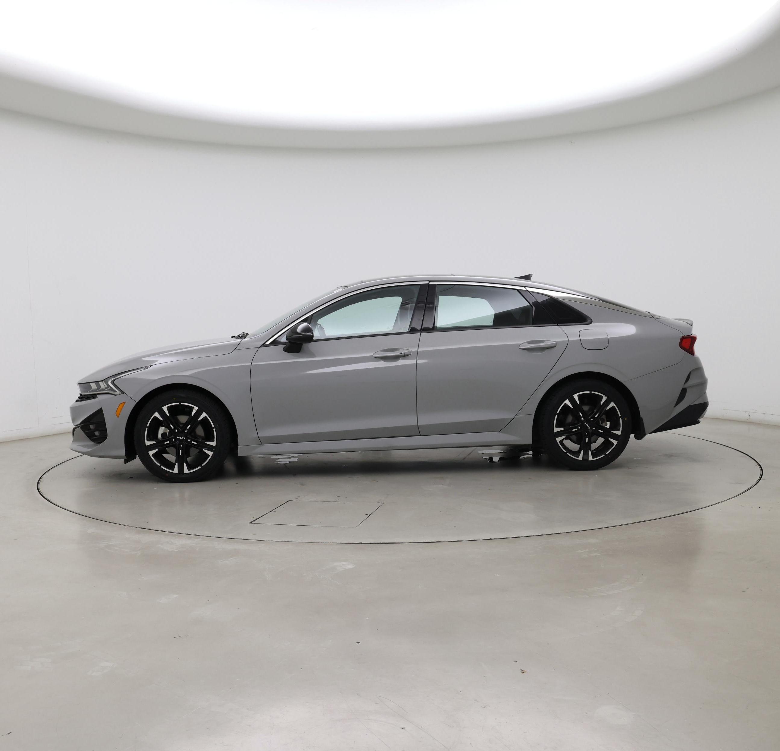 Thumbnail: 2023 Kia K5 - 3