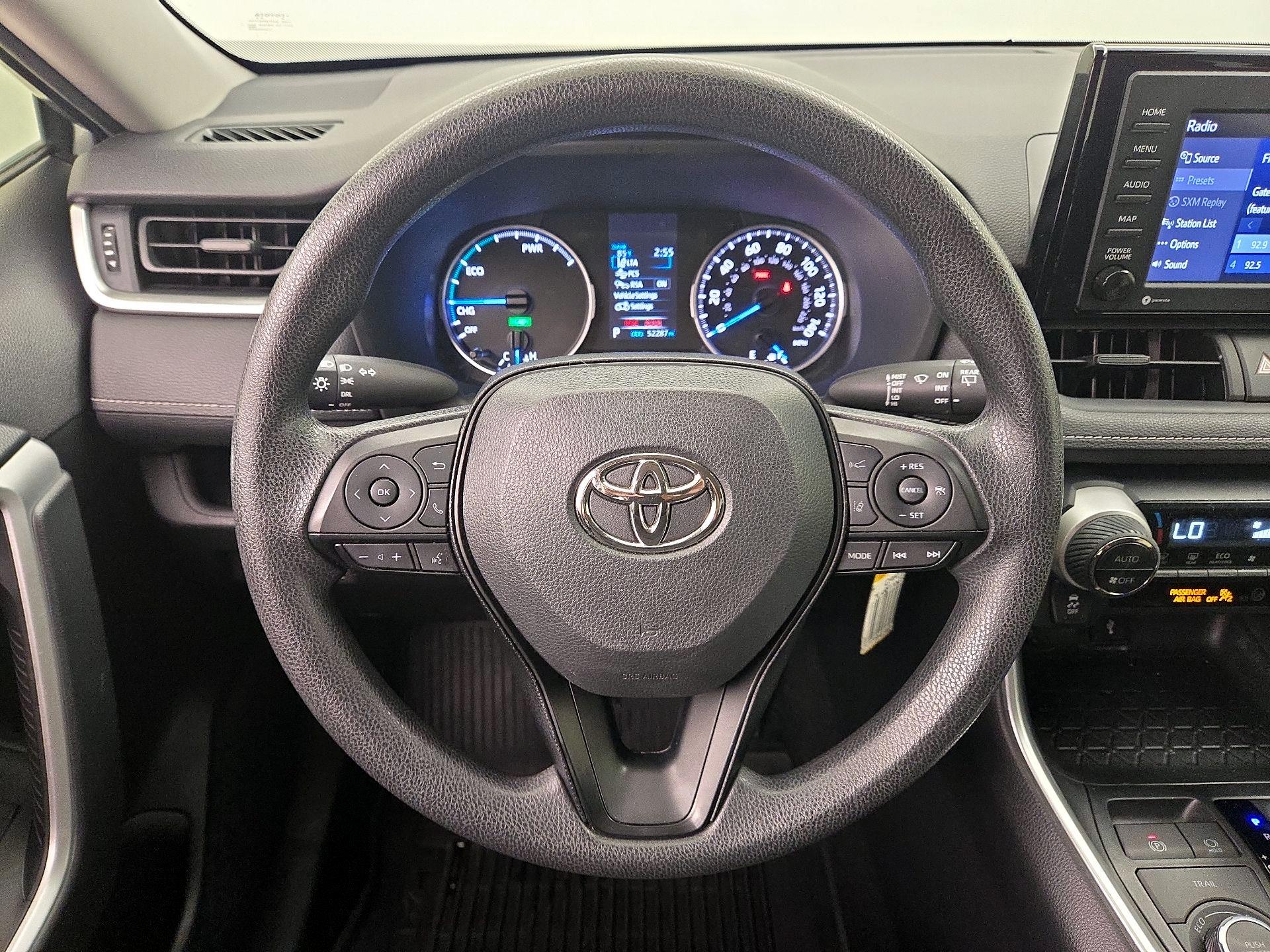 Thumbnail: 2022 Toyota RAV4 - 10