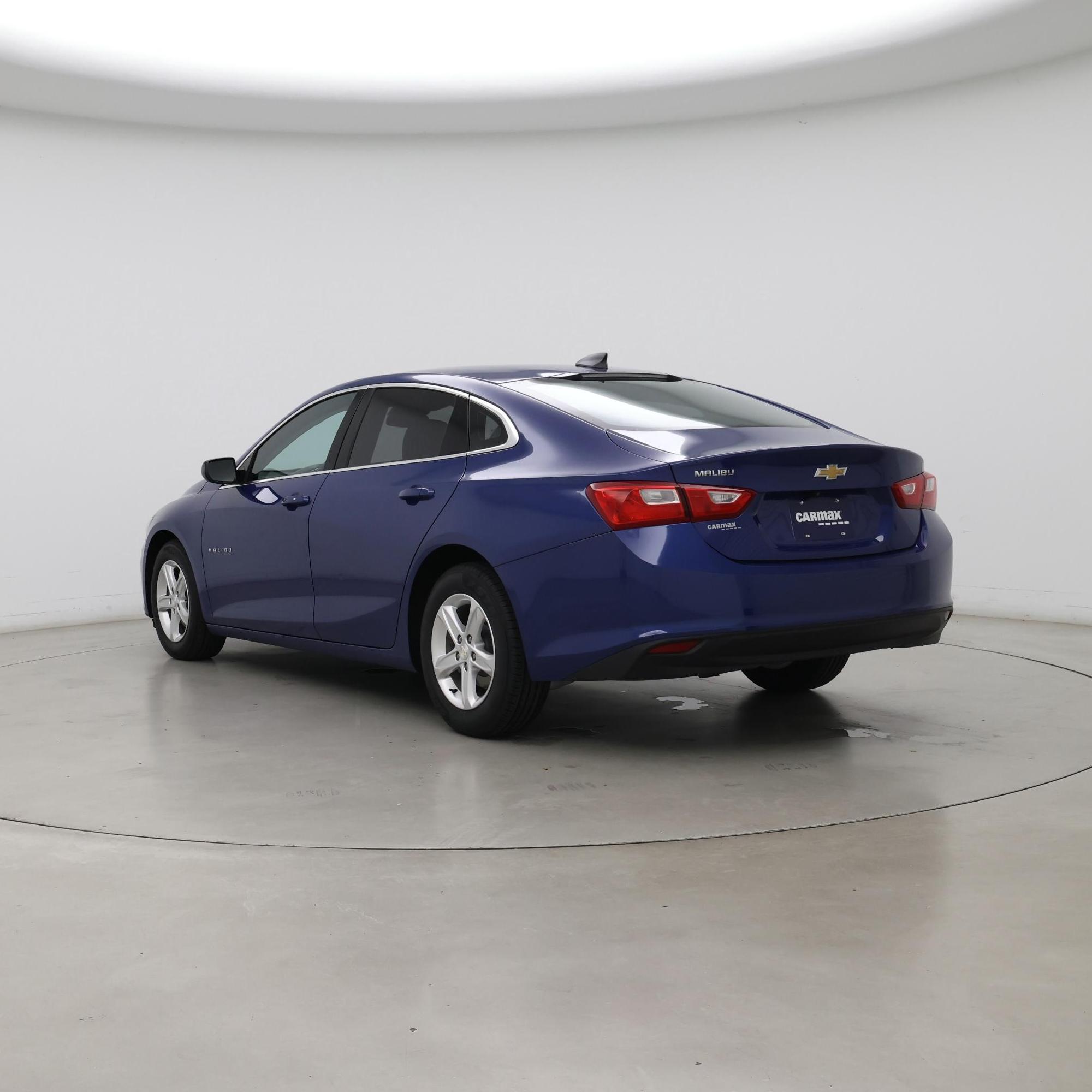Thumbnail: 2023 Chevrolet Malibu - 2