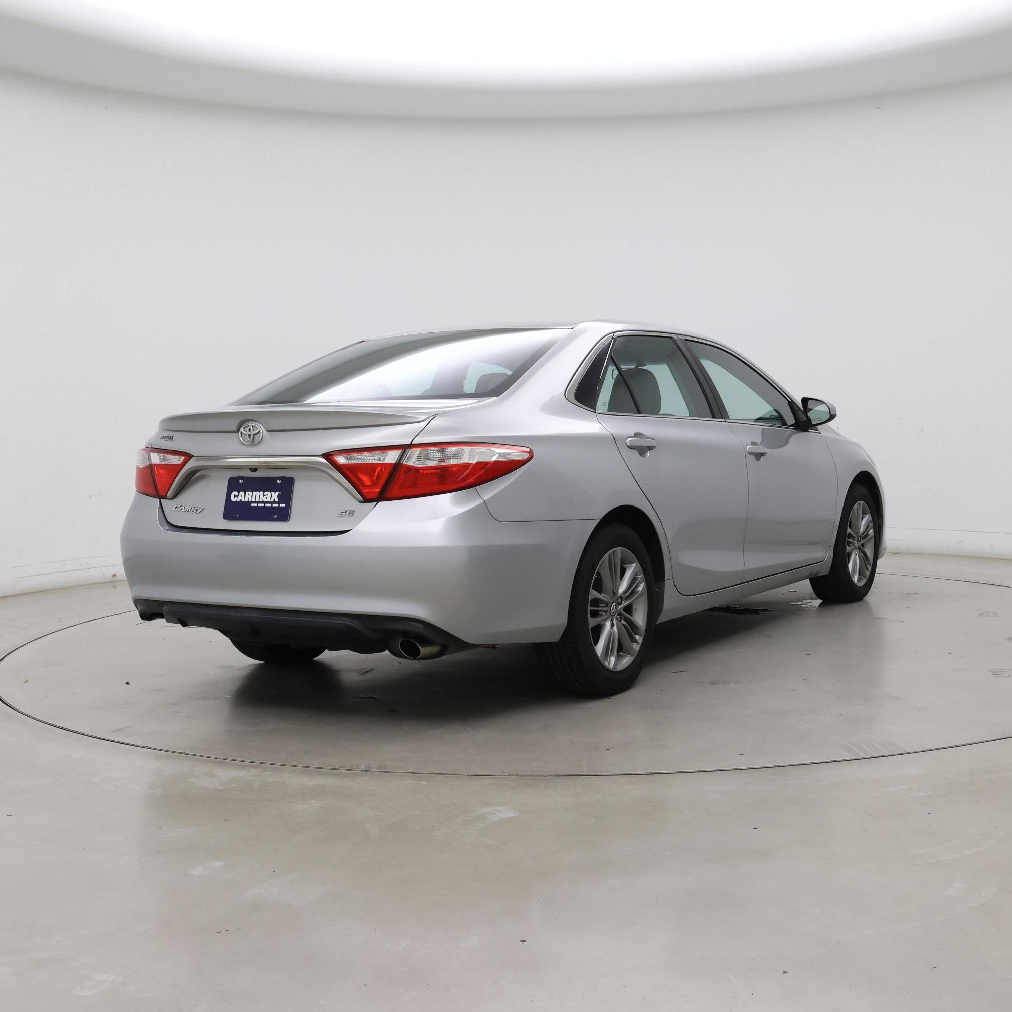 Thumbnail: 2016 Toyota Camry - 8