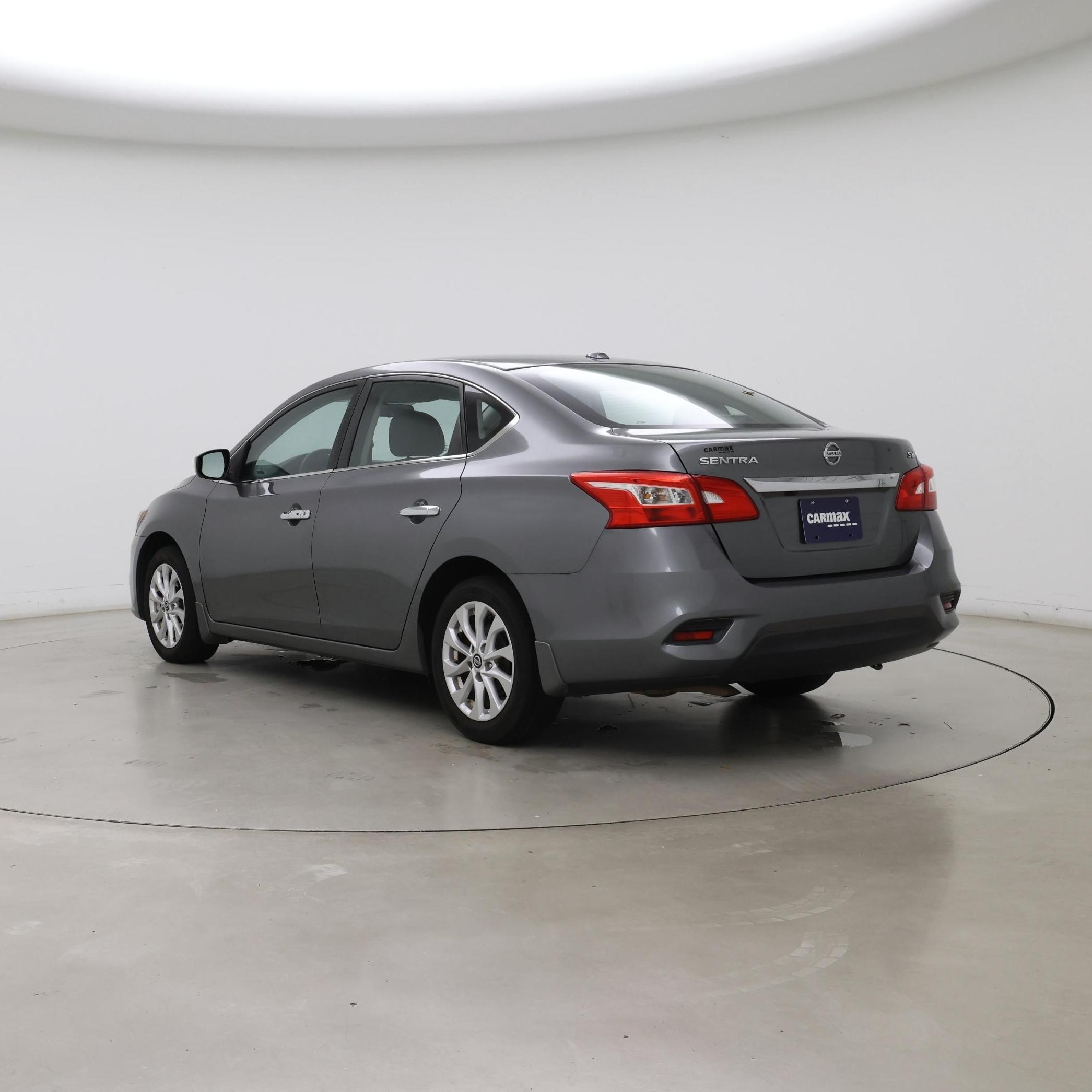 Thumbnail: 2016 Nissan Sentra - 2