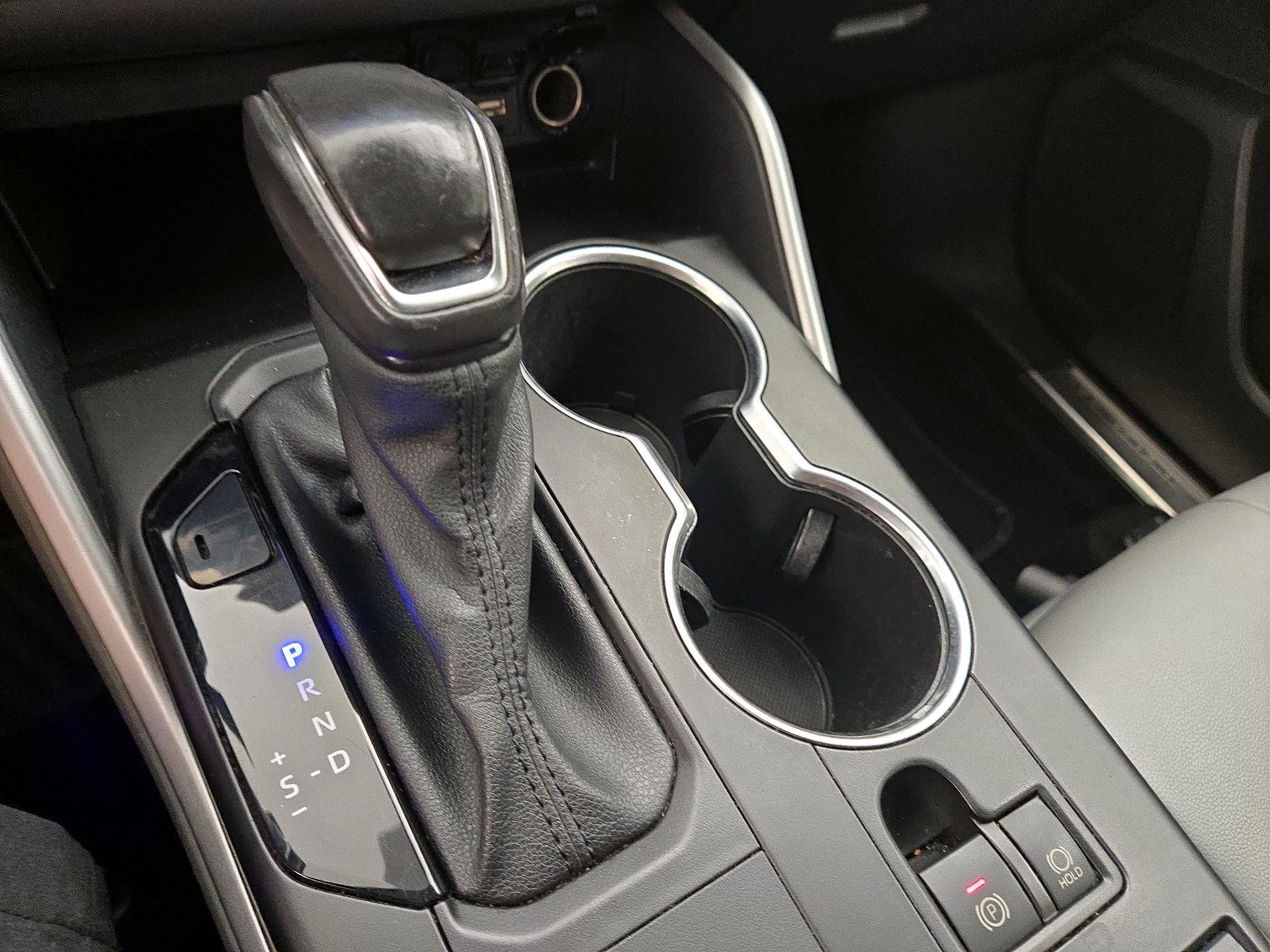 Thumbnail: 2020 Toyota Highlander - 16