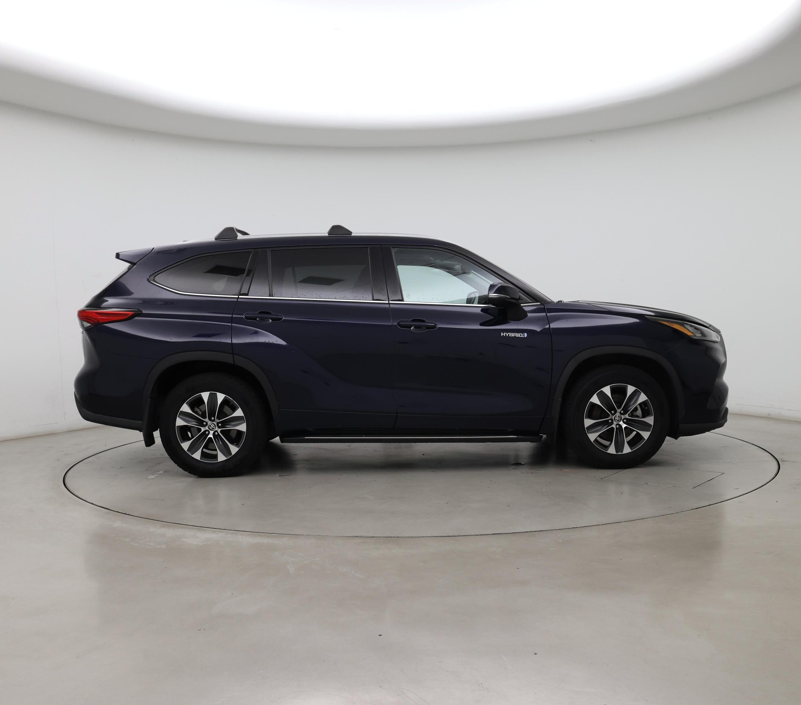 Thumbnail: 2020 Toyota Highlander - 7