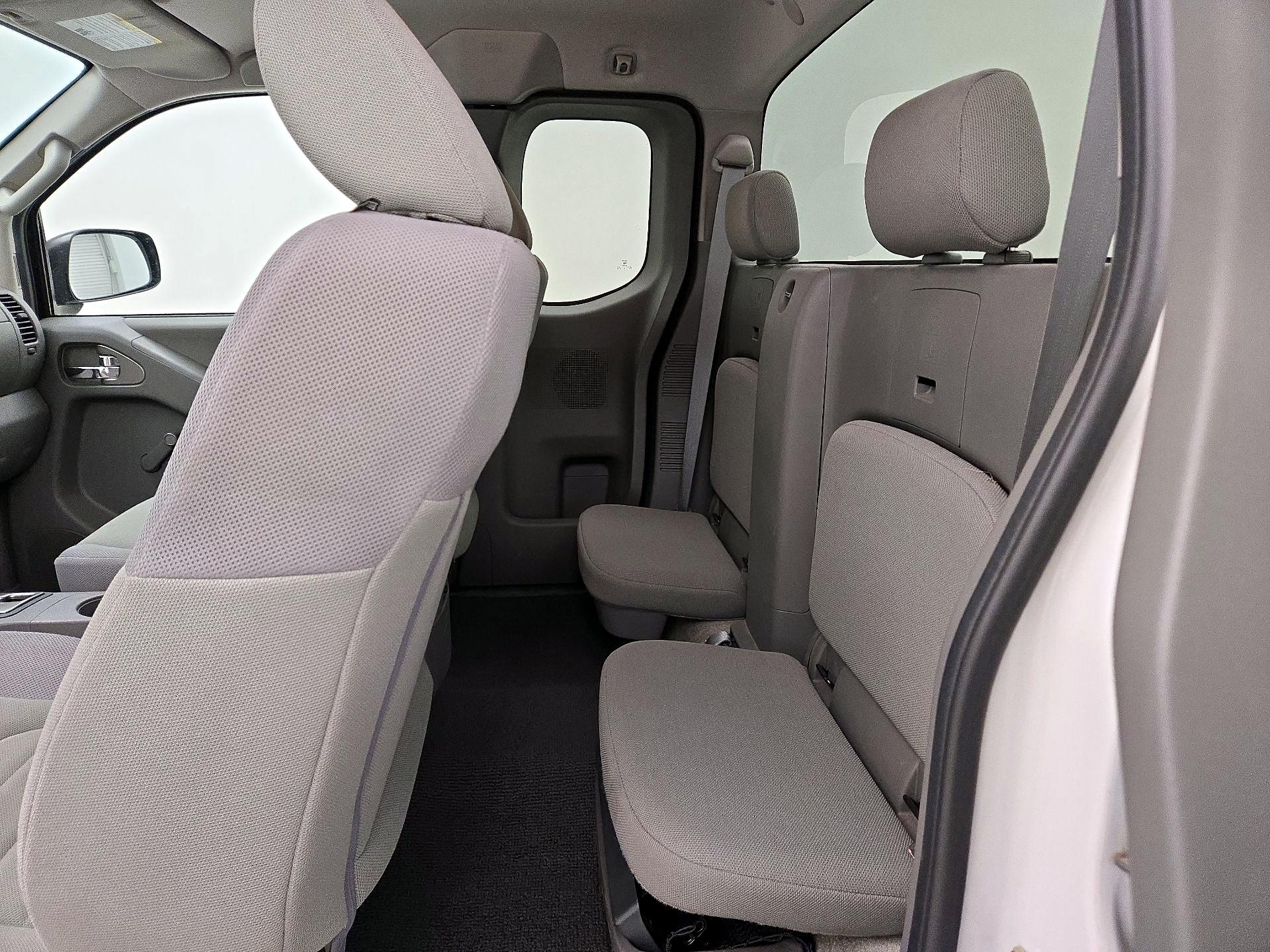 Thumbnail: 2017 Nissan Frontier - 18