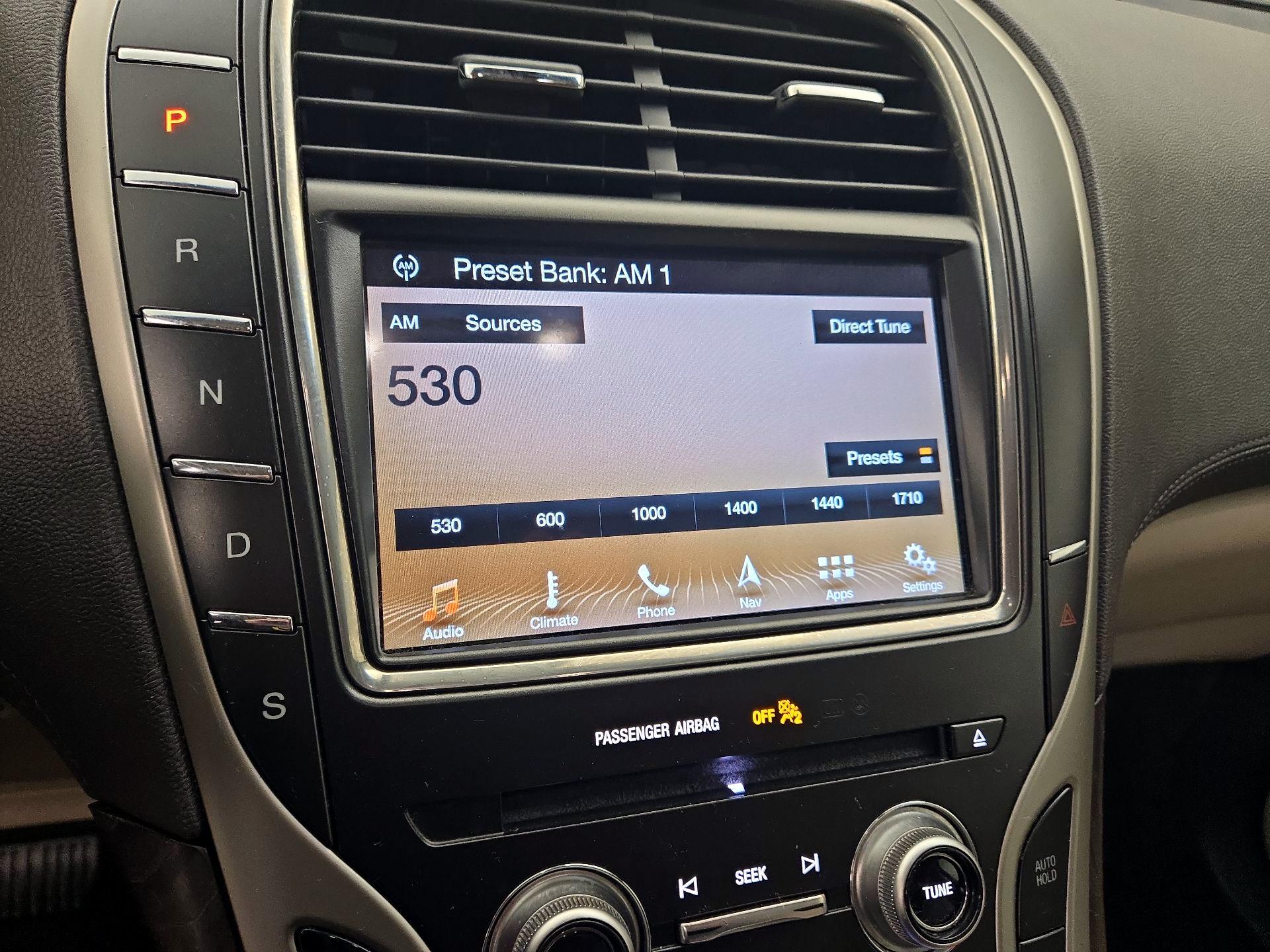 Thumbnail: 2018 Lincoln MKX - 16