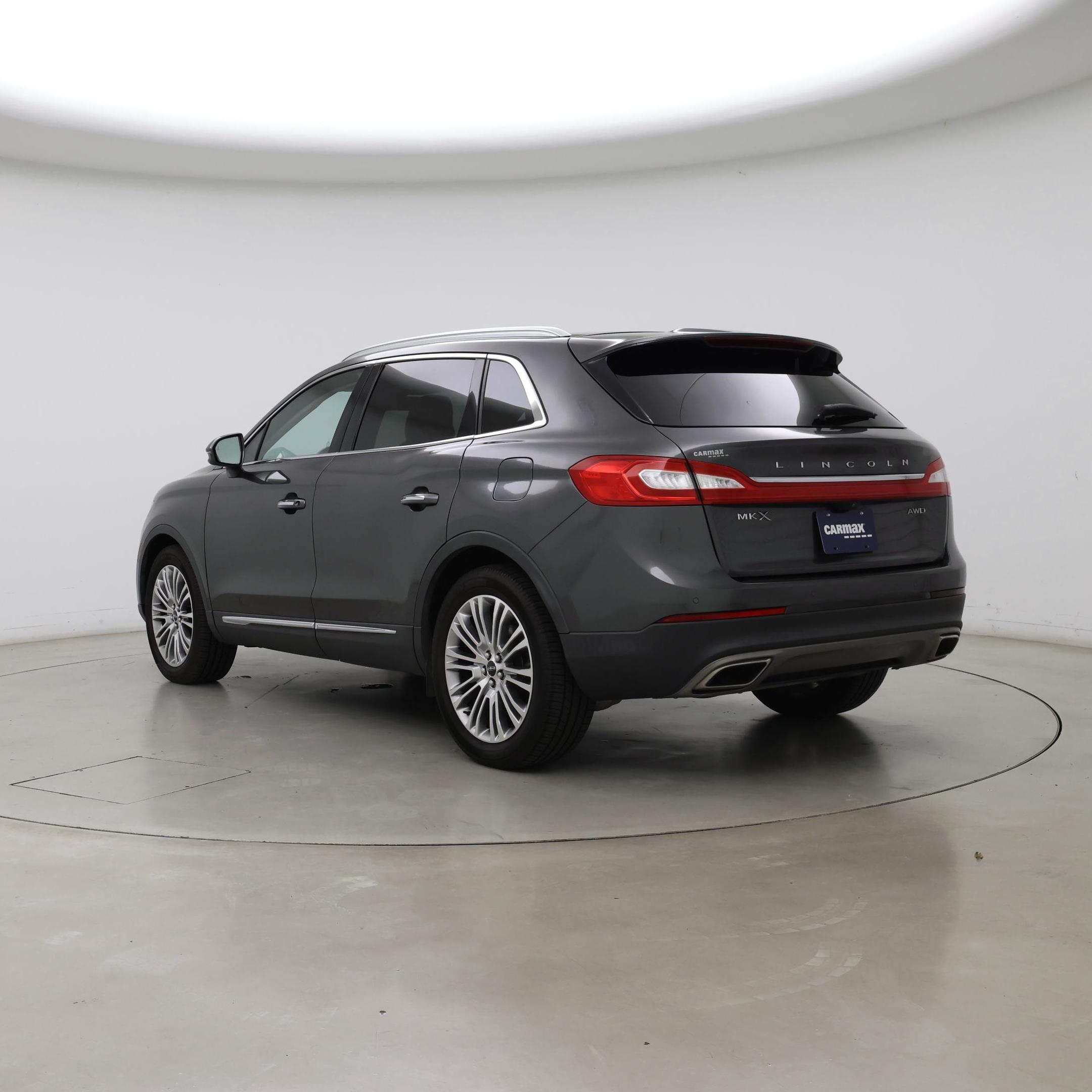 Thumbnail: 2018 Lincoln MKX - 2