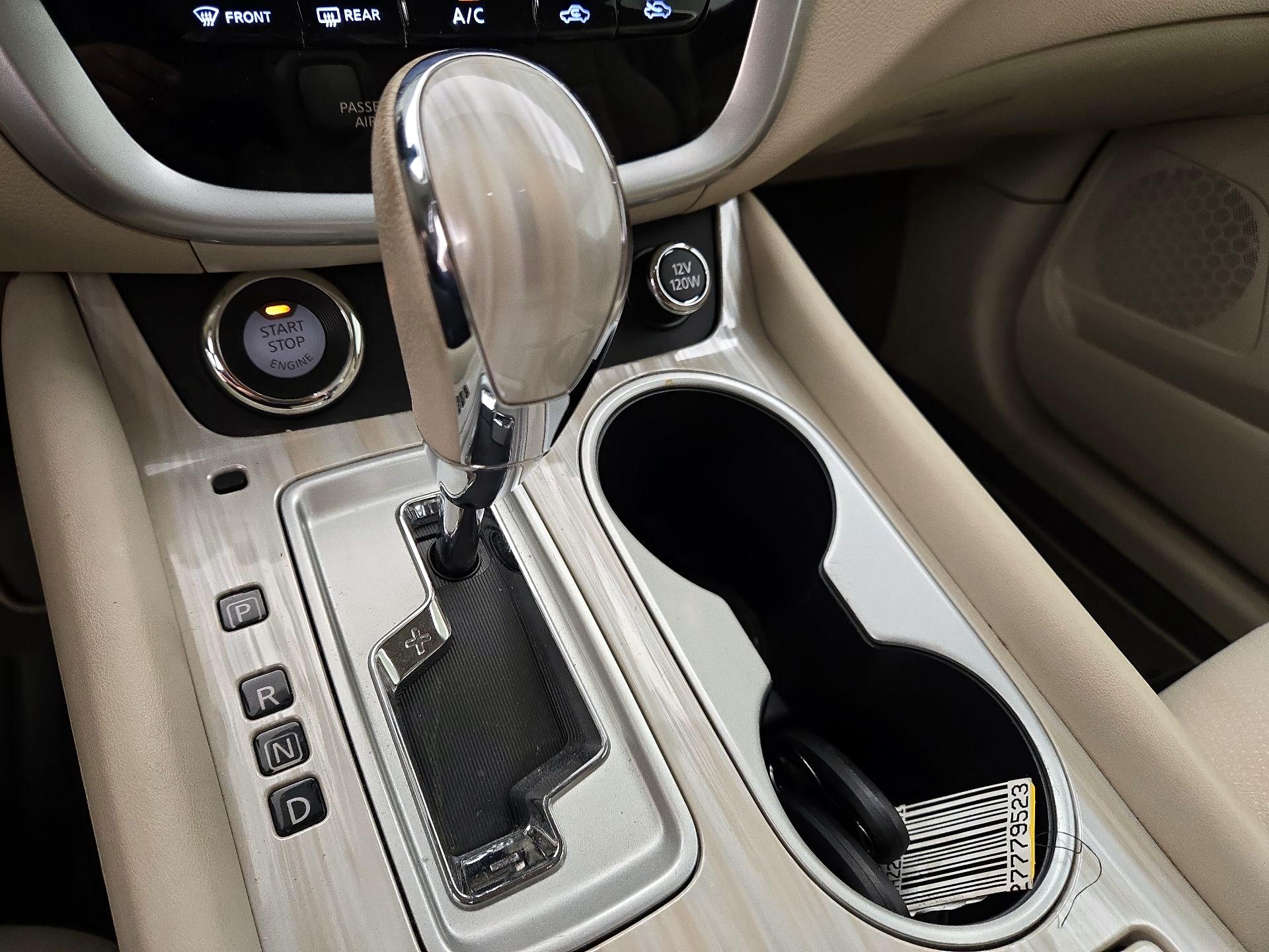 Thumbnail: 2016 Nissan Murano - 18