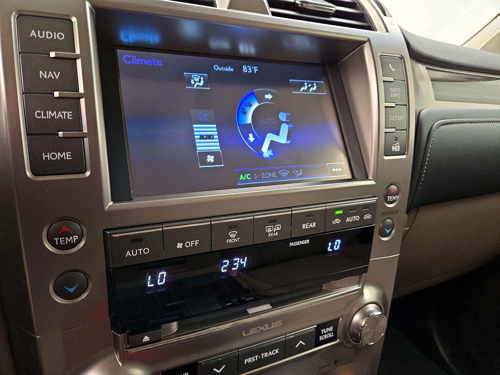 Thumbnail: 2020 Lexus GX - 17