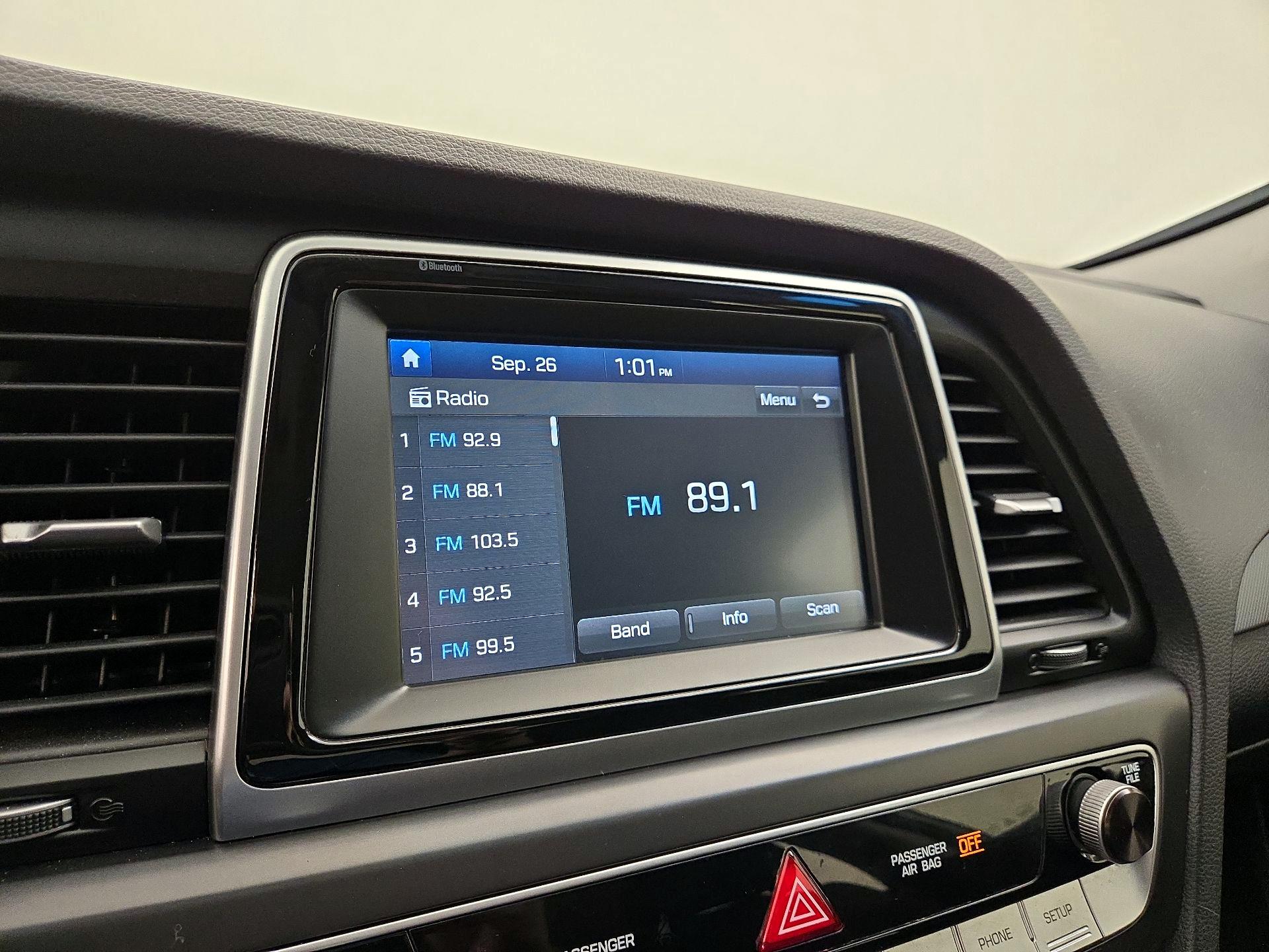 Thumbnail: 2019 Hyundai Sonata - 15