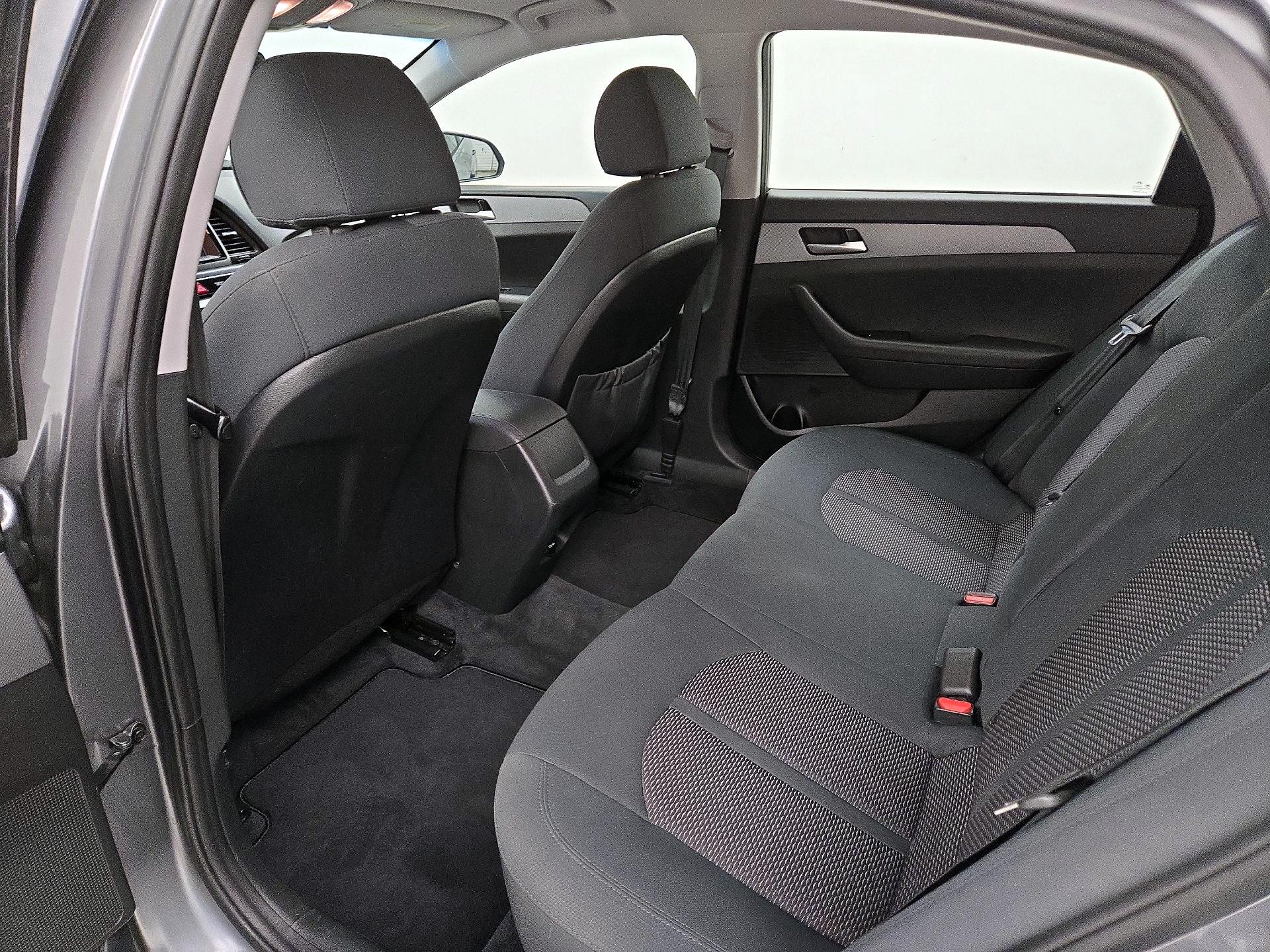 Thumbnail: 2019 Hyundai Sonata - 19
