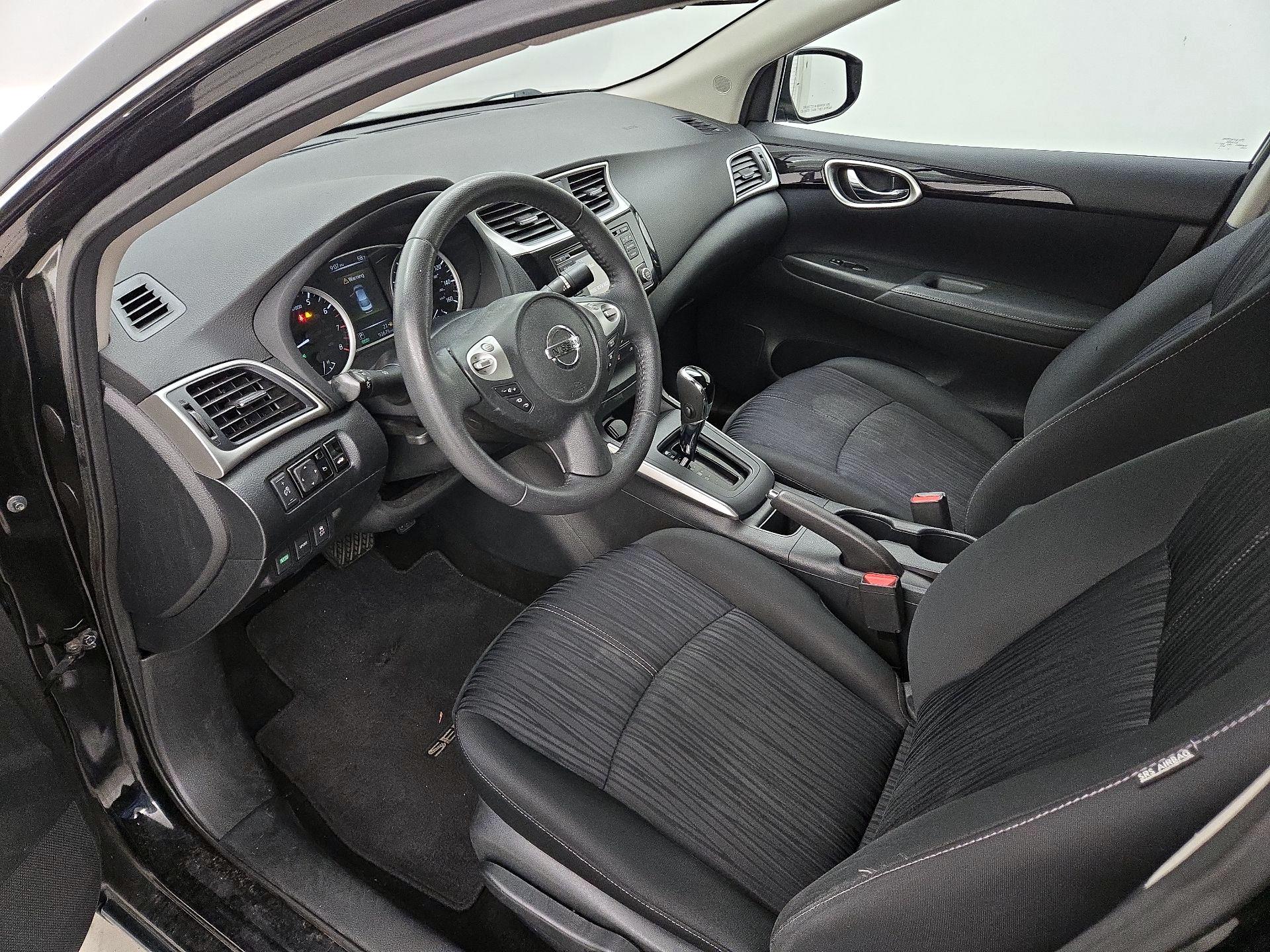 Thumbnail: 2017 Nissan Sentra - 11